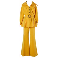 Ensemble pantalon et veste en jersey de laine avec ceinture, circa 1970