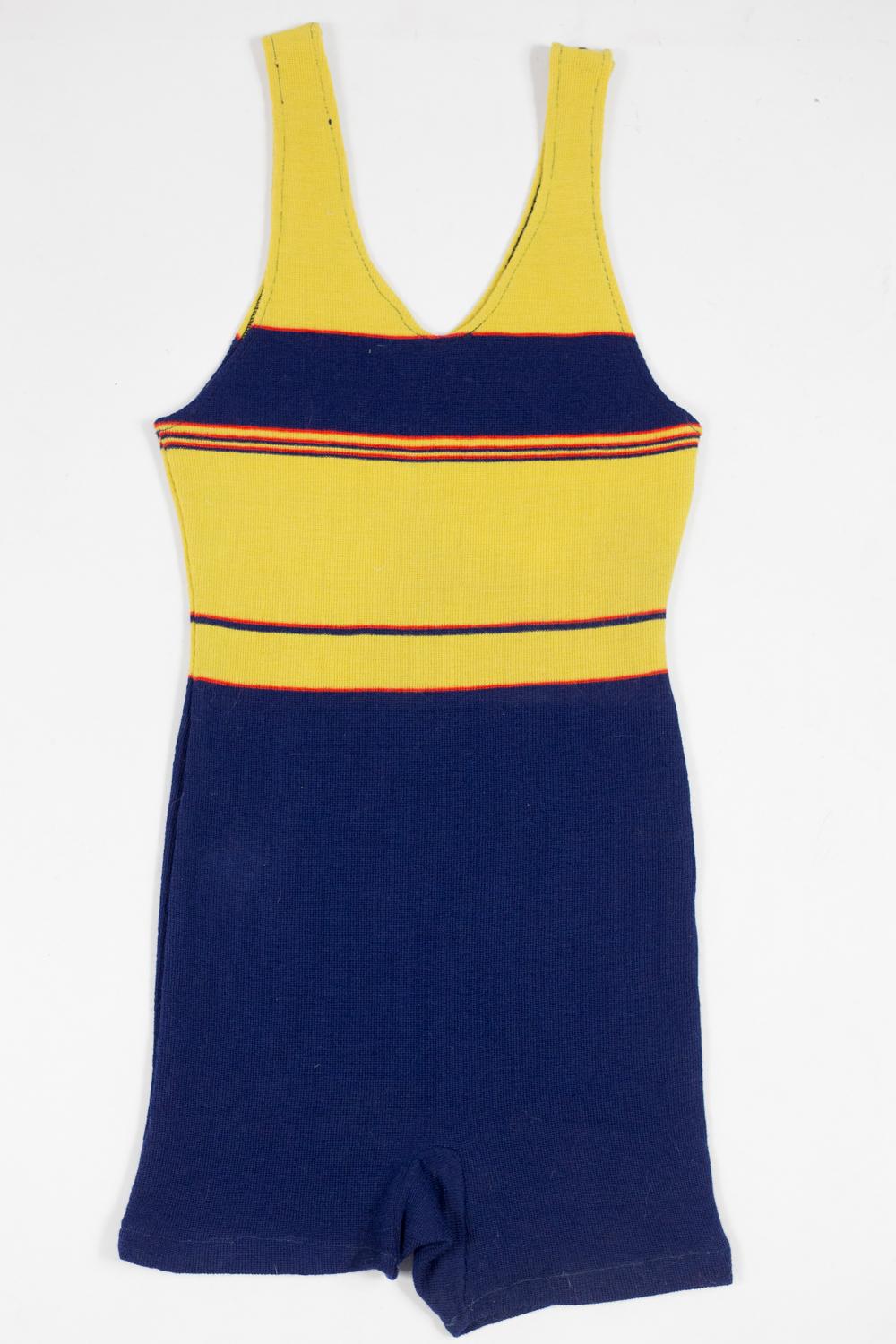 Circa 1925/1930
France
 
Beautiful feminine swimsuit or Art Deco swimsuit in striped wool knit dating from the years 1925/1930. In line with the avant-garde of the Ballets Russes by Serge De Diaghilev with in particular the costumes of the Train