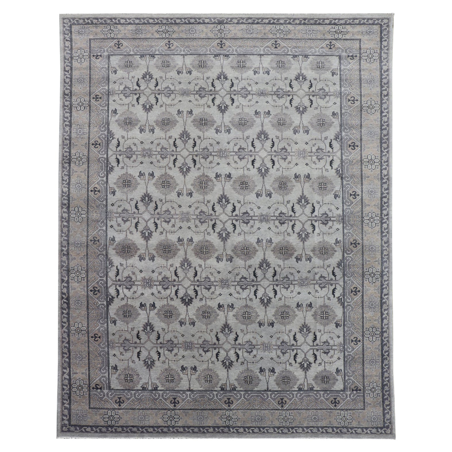 Oushak-Teppich aus Wolle von Keivan Woven Arts in Grauen und gedämpften Tönen