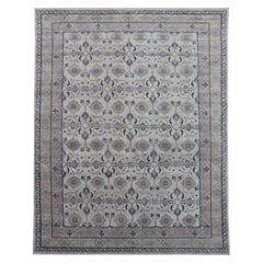 Tapis Oushak de Keivan Woven Arts dans les tons gris et sourds