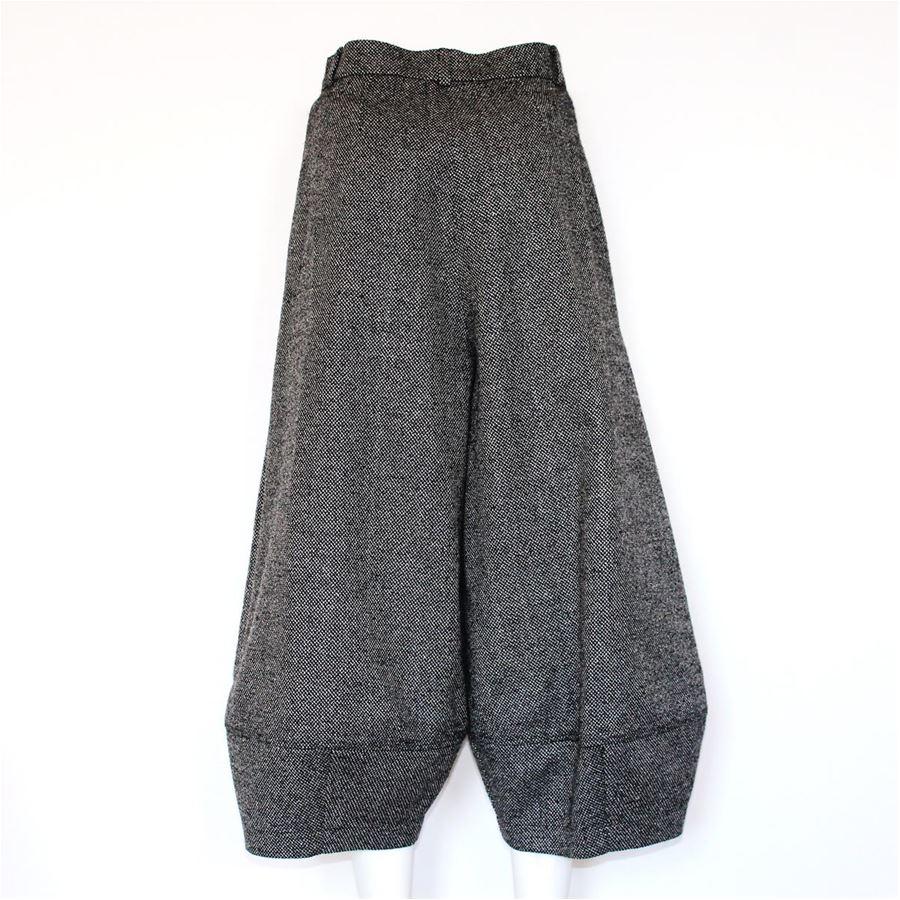Grinko Wool Colore grigio Due tasche Lunghezza cm 84 (33 pollici) Prezzo originale euro 380
