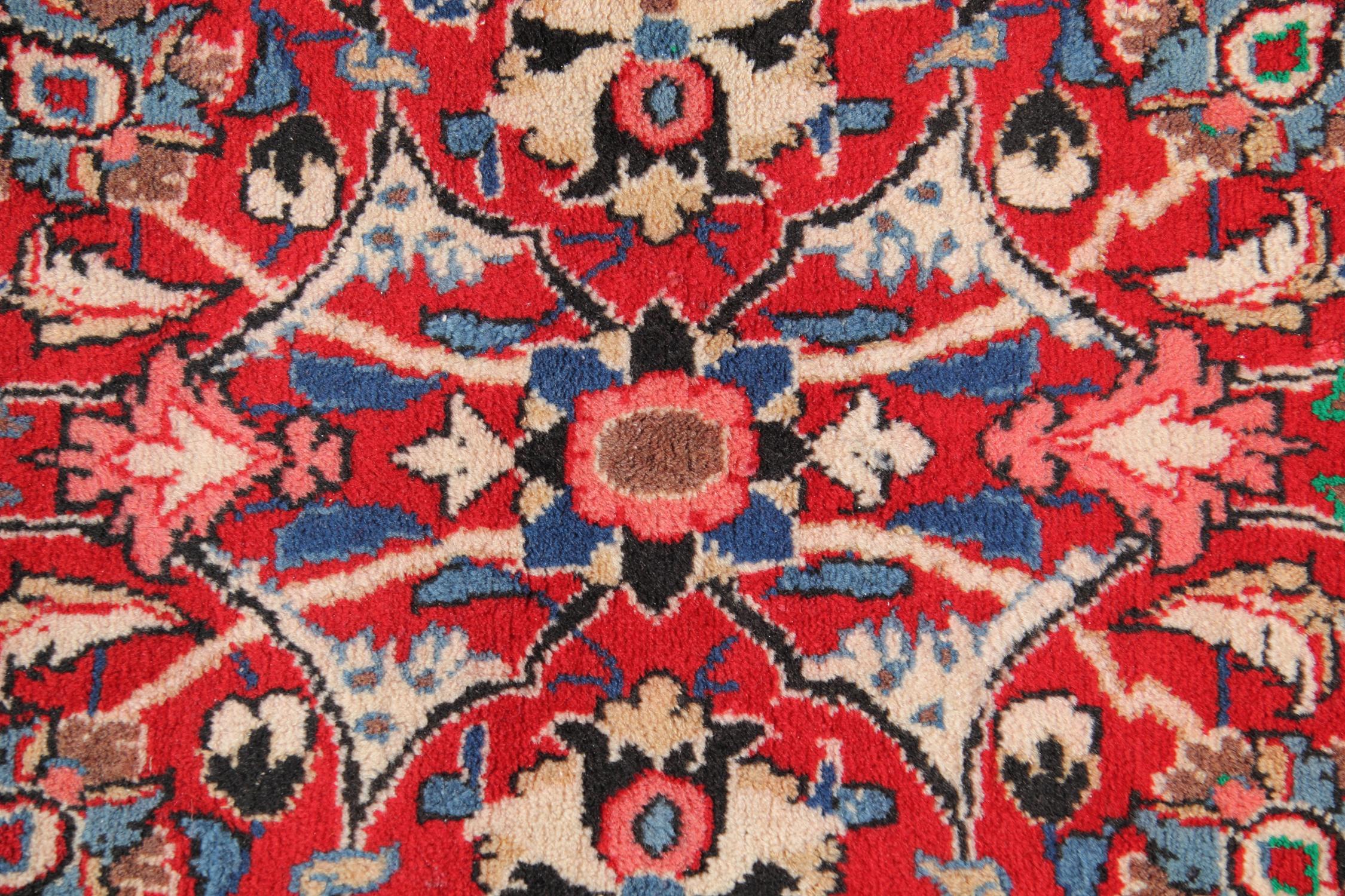 Handgefertigter Teppich aus Wolle, orientalischer, rot-blauer, traditioneller Teppich (Rustikal) im Angebot
