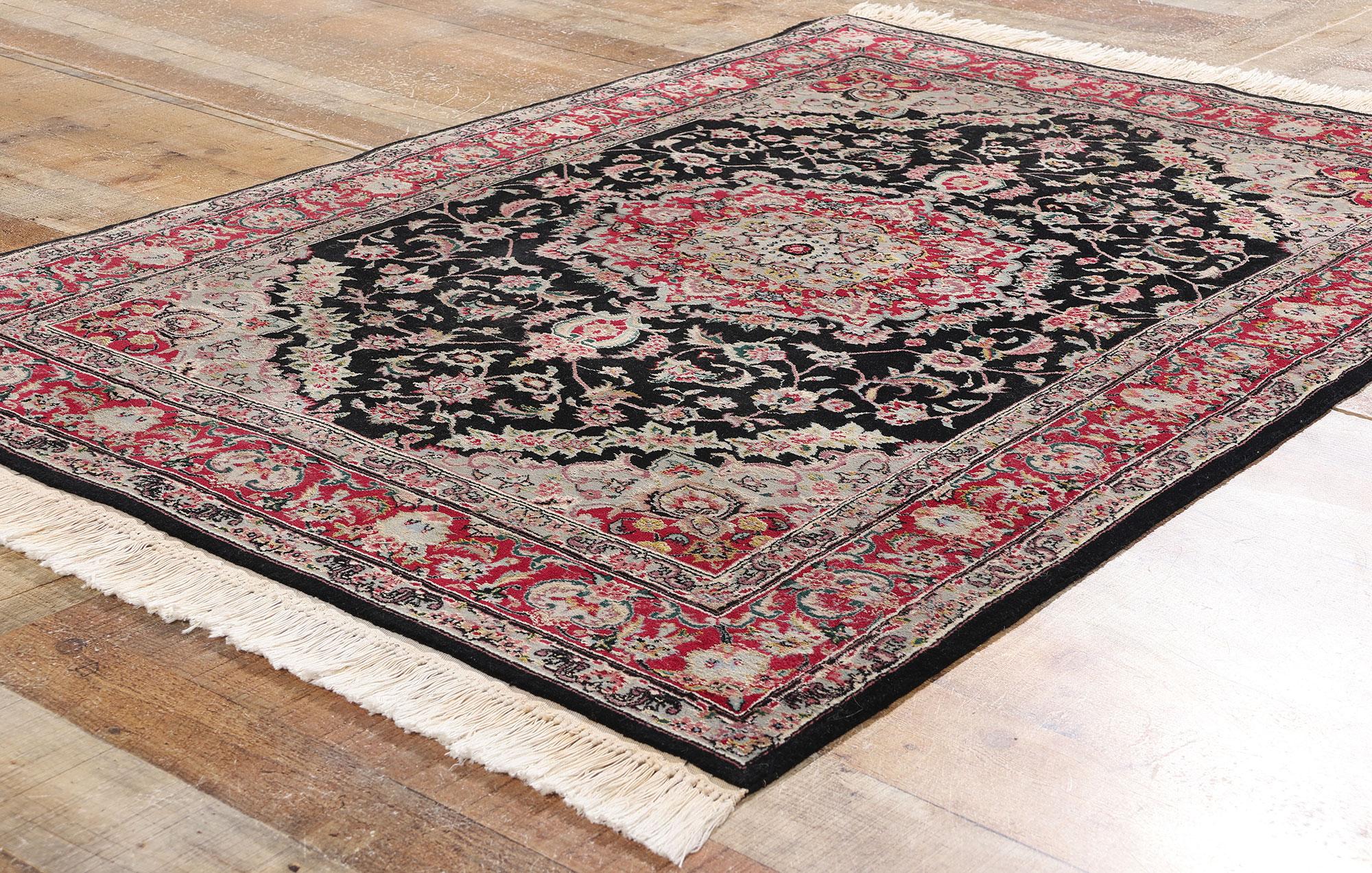 Wolle & Seide Vintage Chinese Tabriz Teppich mit traditionellen Stil (Chinesisch) im Angebot