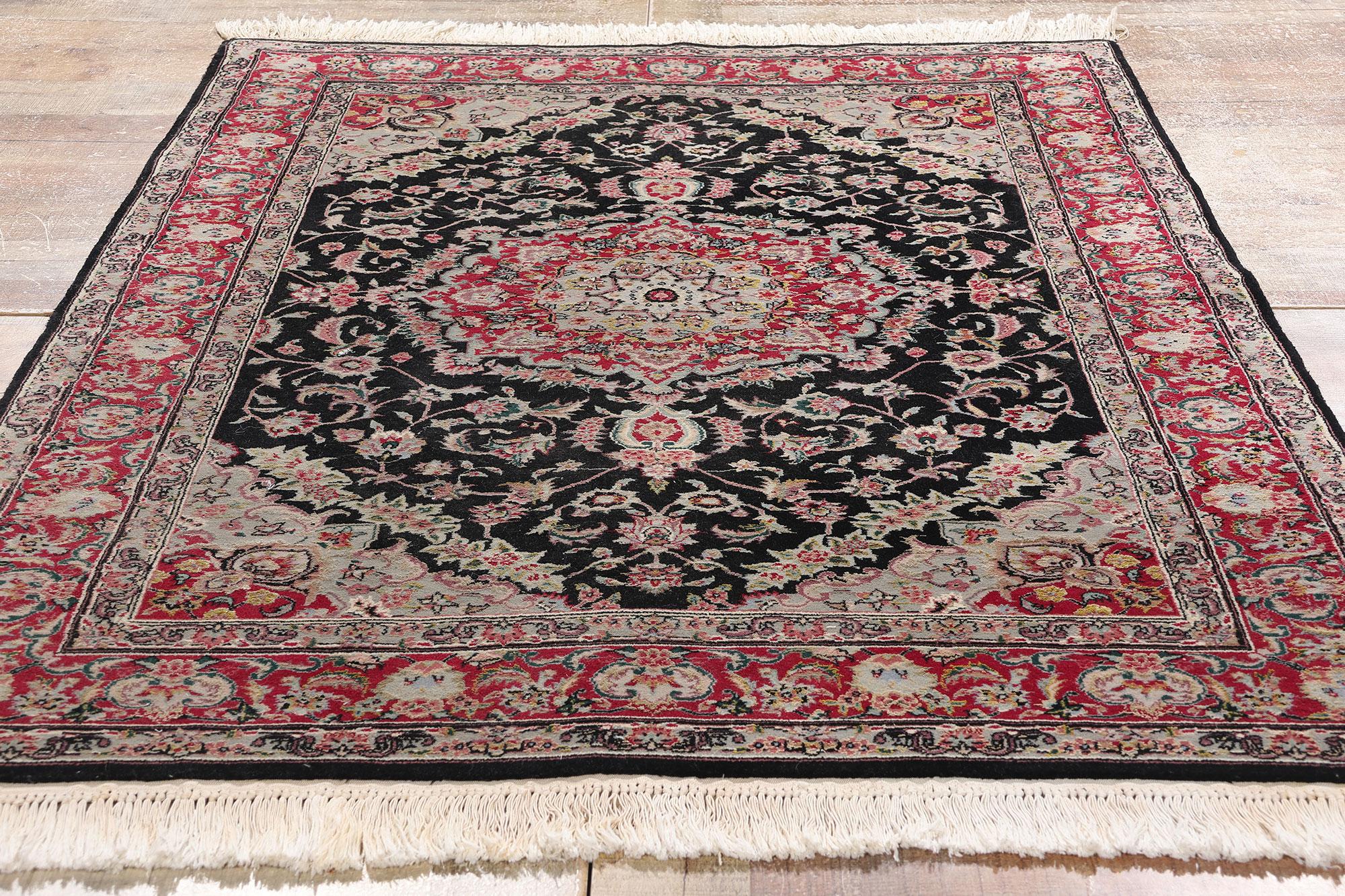 Wolle & Seide Vintage Chinese Tabriz Teppich mit traditionellen Stil im Zustand „Gut“ im Angebot in Dallas, TX