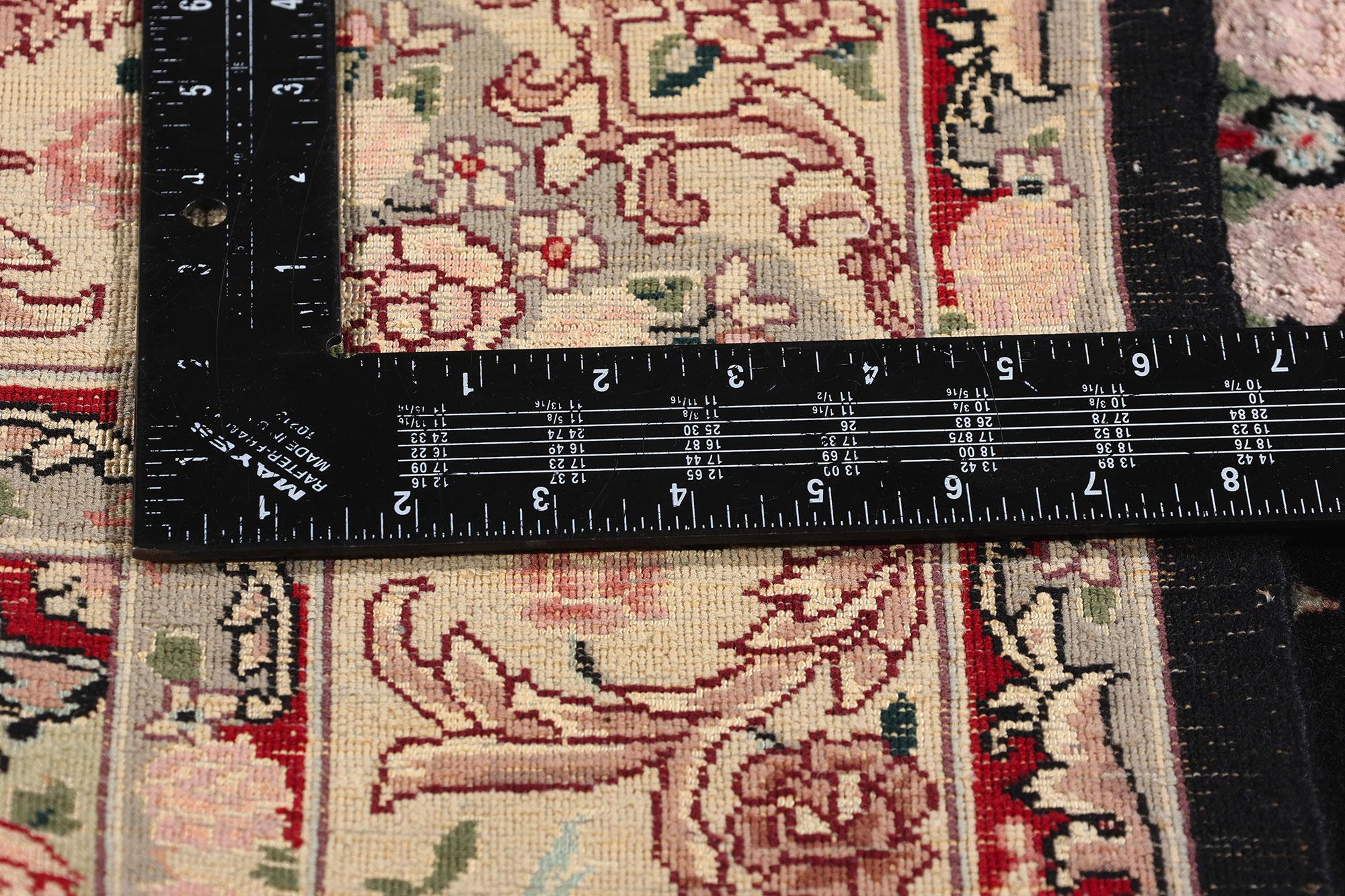 Wolle & Seide Vintage Chinese Tabriz Teppich mit traditionellen Stil im Angebot 2