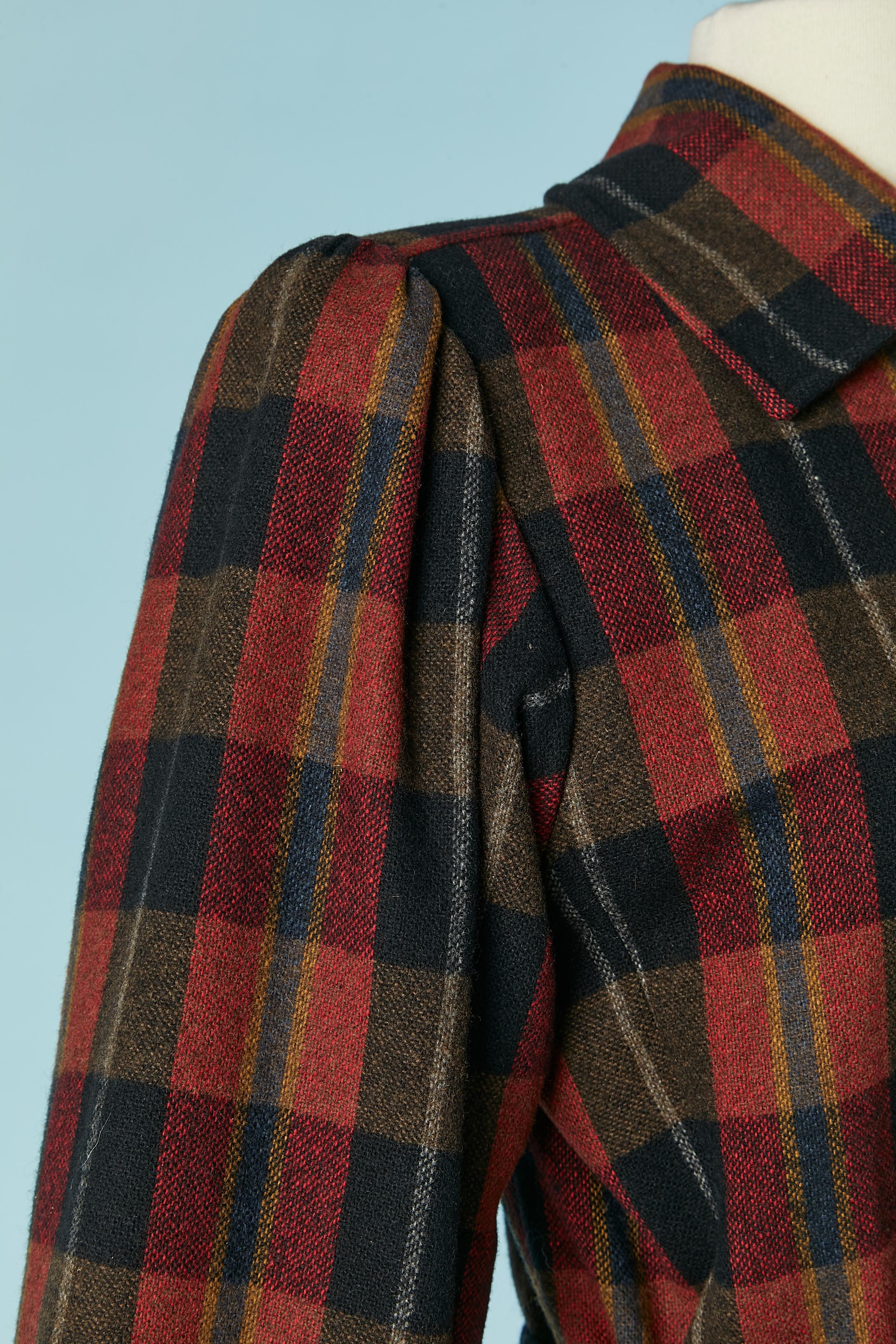 Donna Cappotto monopetto in lana con motivo Tartan Saint Laurent Rive Gauche in vendita