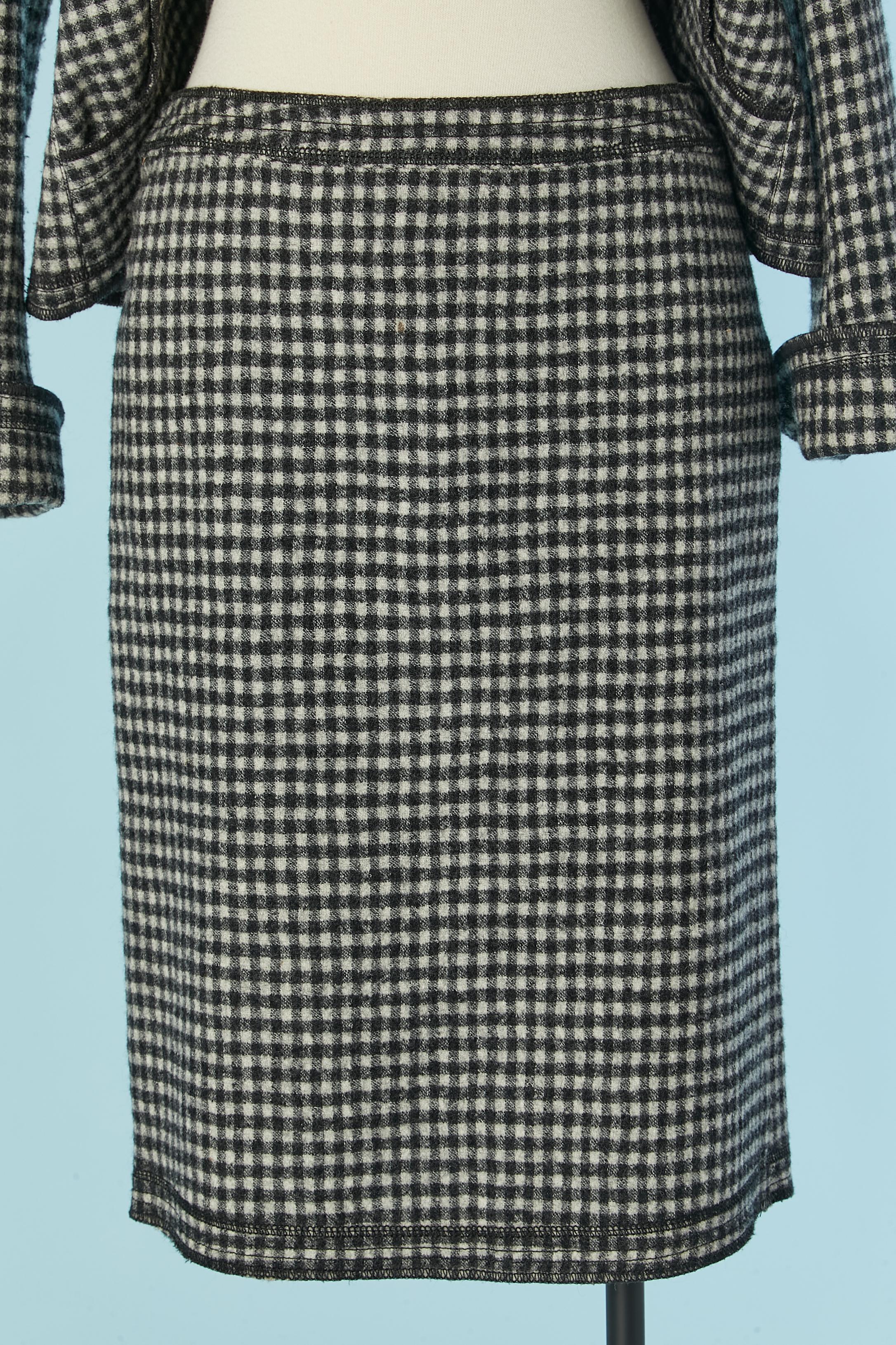 Gonna-tuta in lana con motivo mini check bianco e nero D&G by Dolce & Gabbana in vendita 2