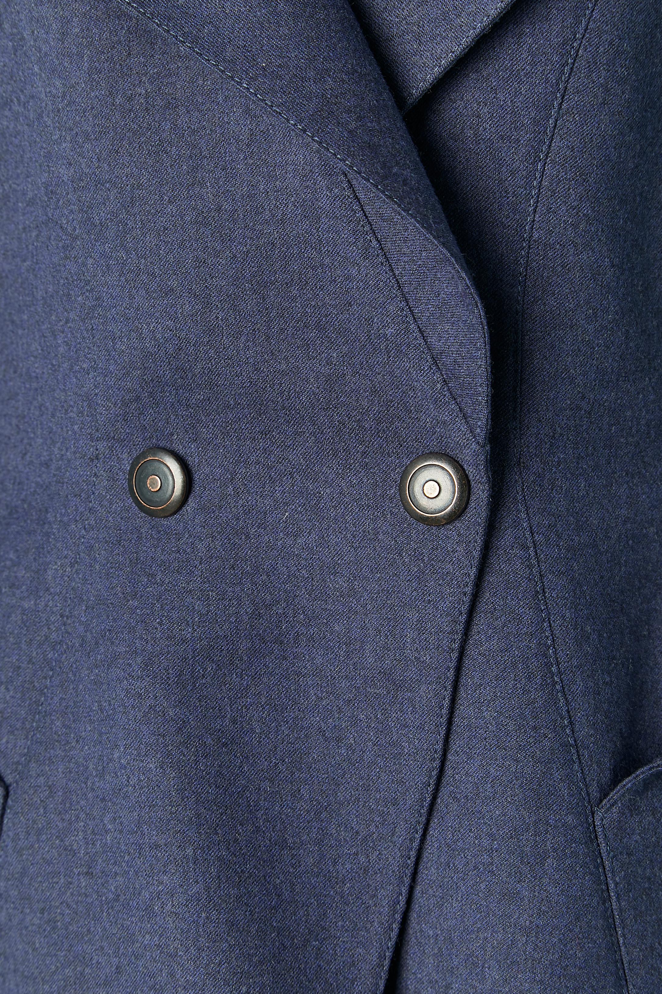 Der Rockanzug aus Wolle mit doppelreihiger Jacke und gekerbtem Kragen Thierry Mugler  (Violett) im Angebot