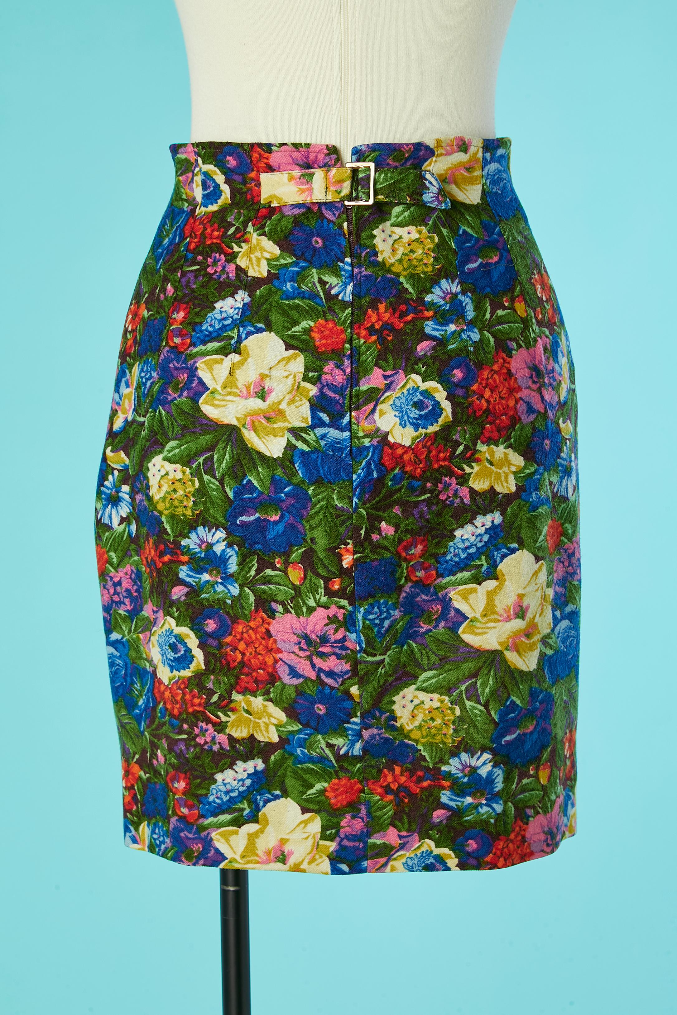 Wool skirt with flower print Kenzo Paris  In Excellent Condition For Sale In Saint-Ouen-Sur-Seine, FR