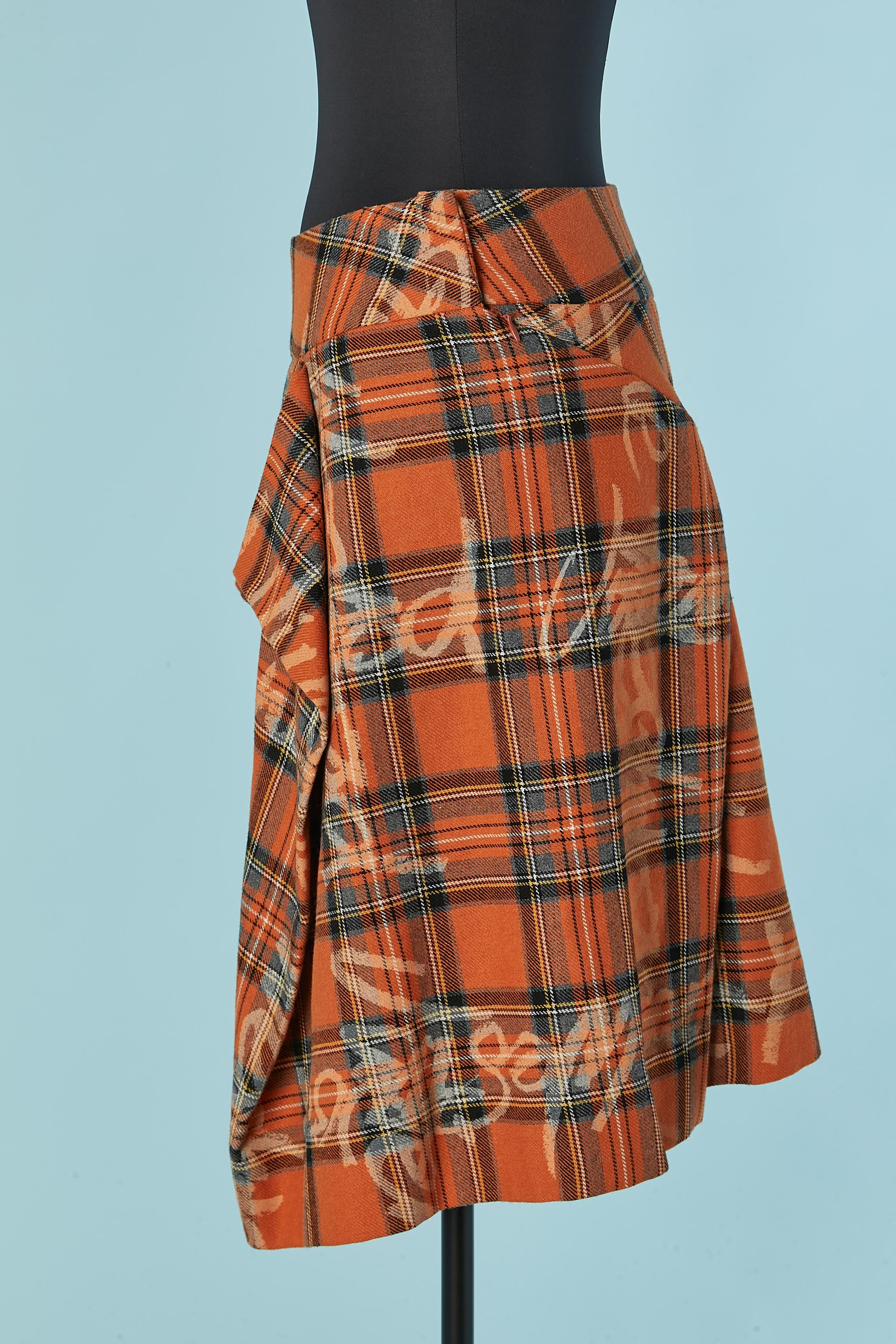 Schottenrock aus Wolle mit Schriftzug VIVIENNE WESTWOOD RED LABEL im Zustand „Hervorragend“ im Angebot in Saint-Ouen-Sur-Seine, FR
