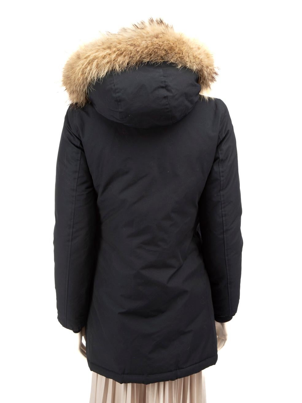 Chaqueta con capucha y cuello de piel Woolrich azul marino Talla XS Negro en venta