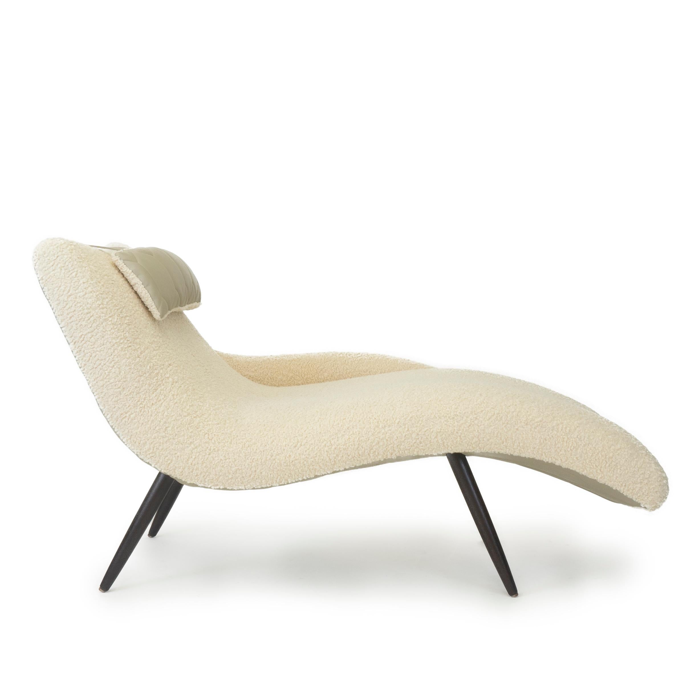 Wooly Modern Chaise Lounge For Sale 1