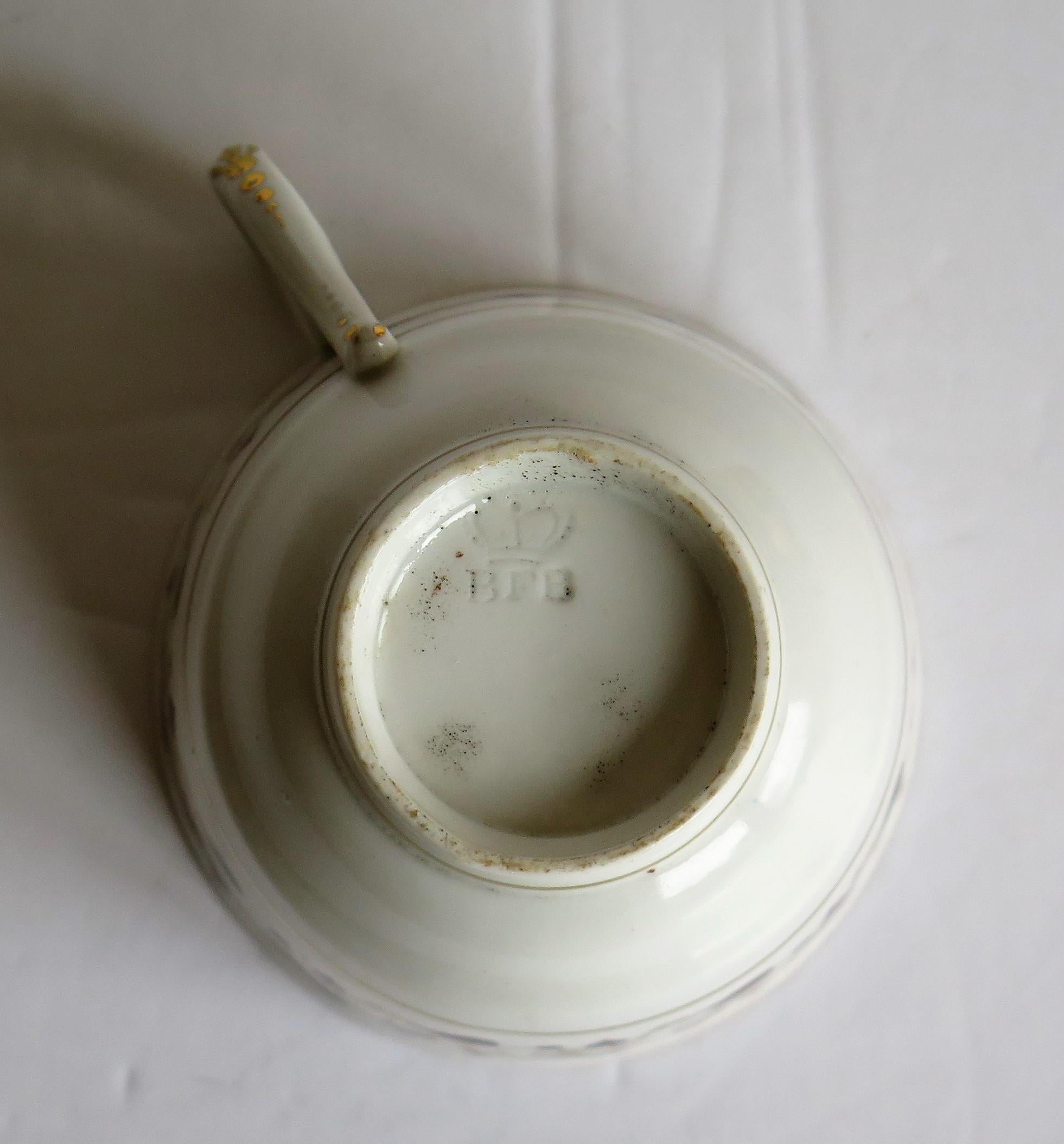 Tasse à thé en porcelaine de Worcester, Flight & Barr Worcester, peinte à la main, vers 1810 3