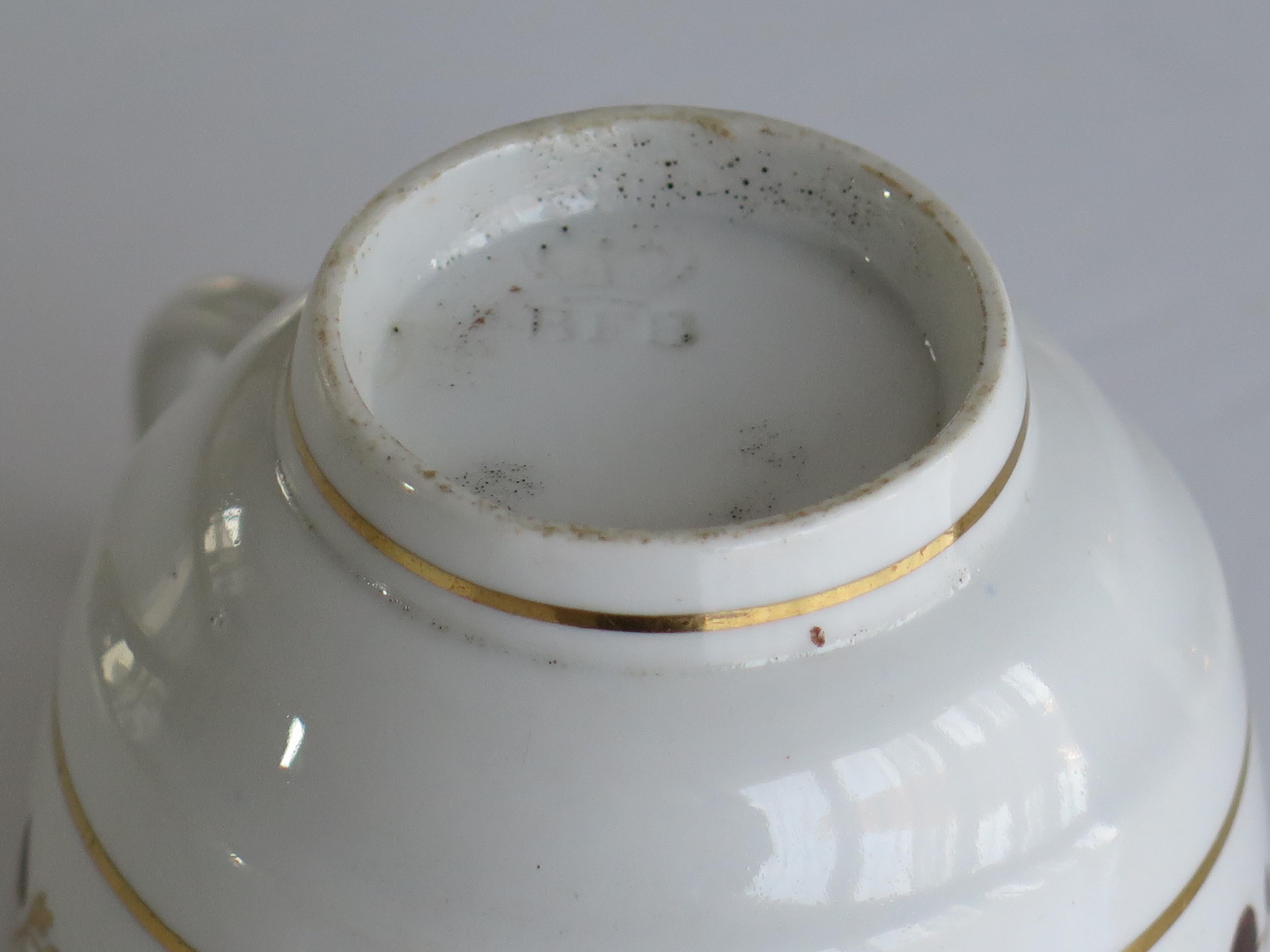 Duo de tasses à thé et soucoupes en porcelaine Worcester Flight & Barr, vers 1810 en vente 2