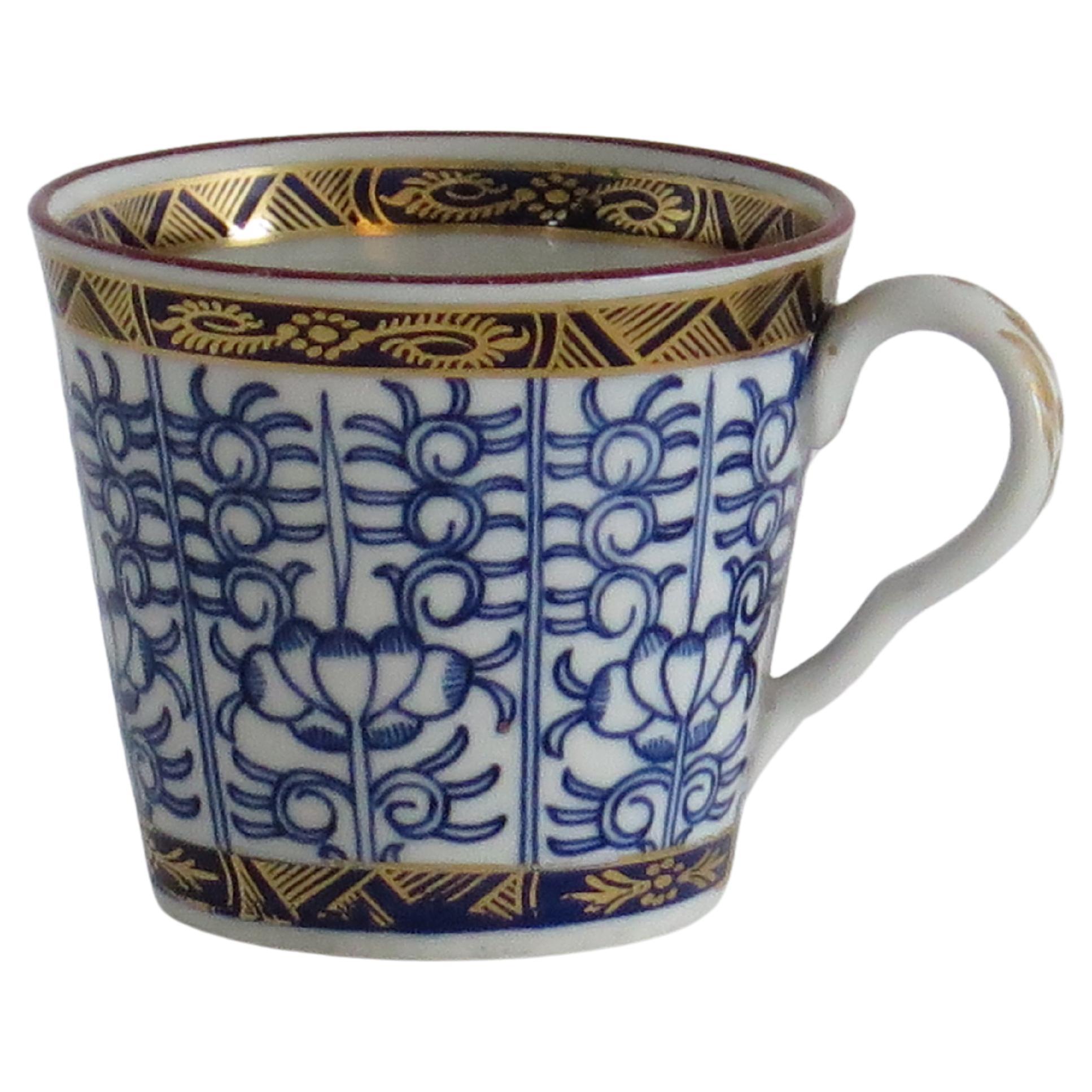 Worcester Barr Periode Porzellan Kaffeetasse in Royal Lily Muster, um 1800