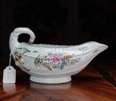 Worcester Cos-Lettuce blattförmiger Sauce-Boat, polychrome Blumengruppen