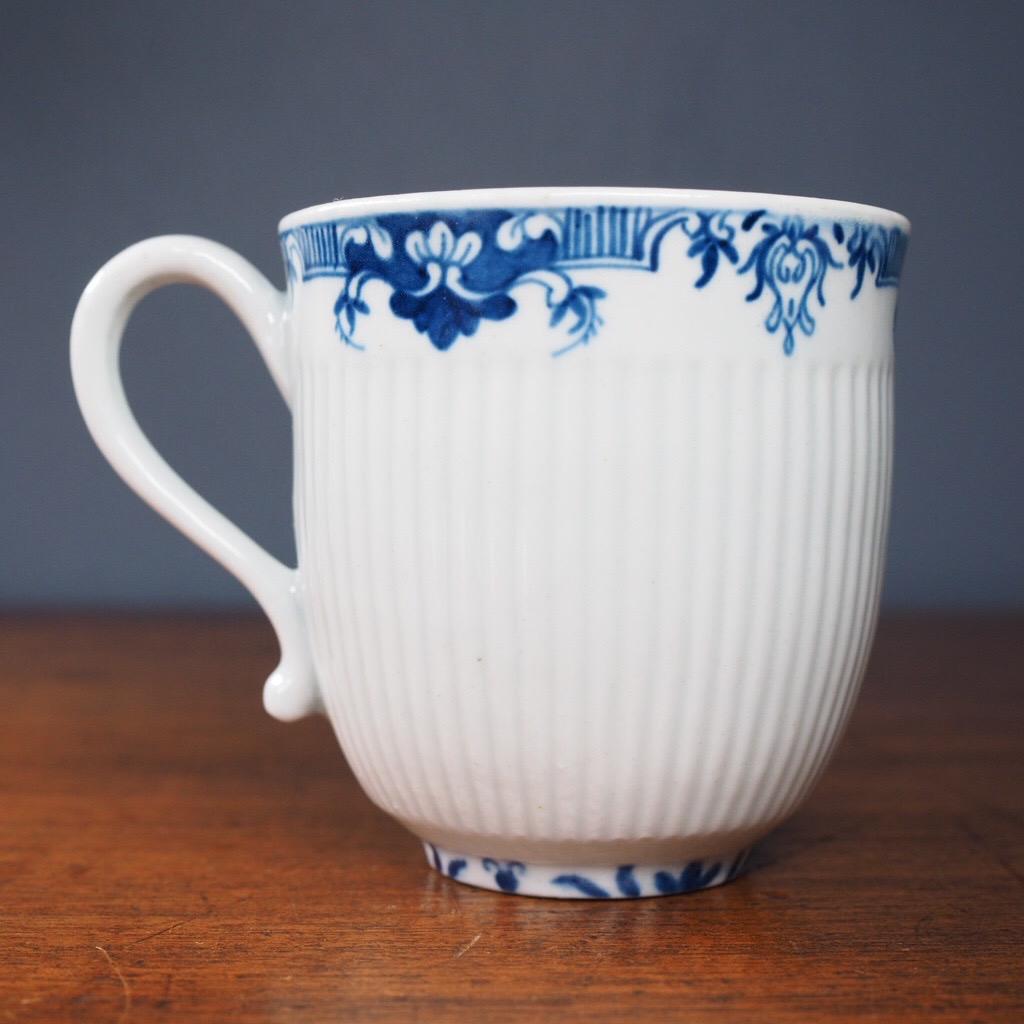 Glazed Worcester Cup & Saucer, Ribbed Form with Blue Lambrequins, c. 1756 For Sale