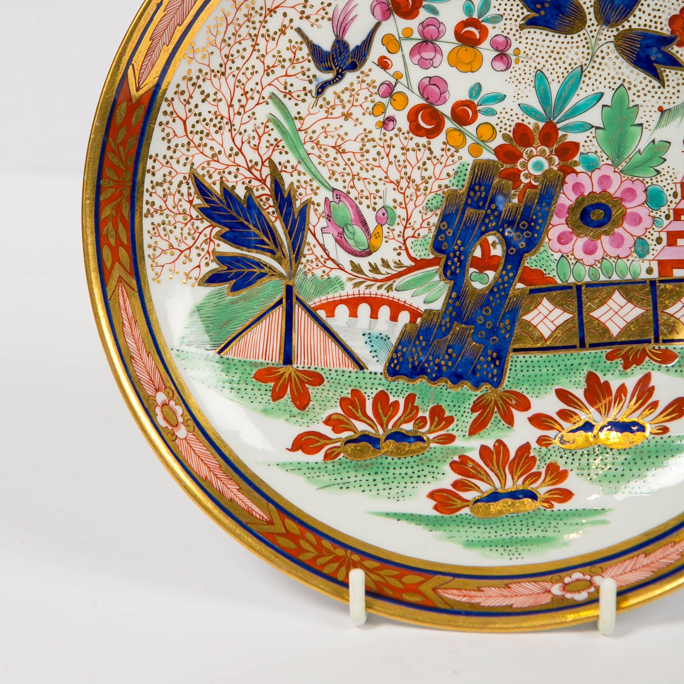 Hand-Painted Worcester Fence Pattern Dish Made in England Between 1792-1803