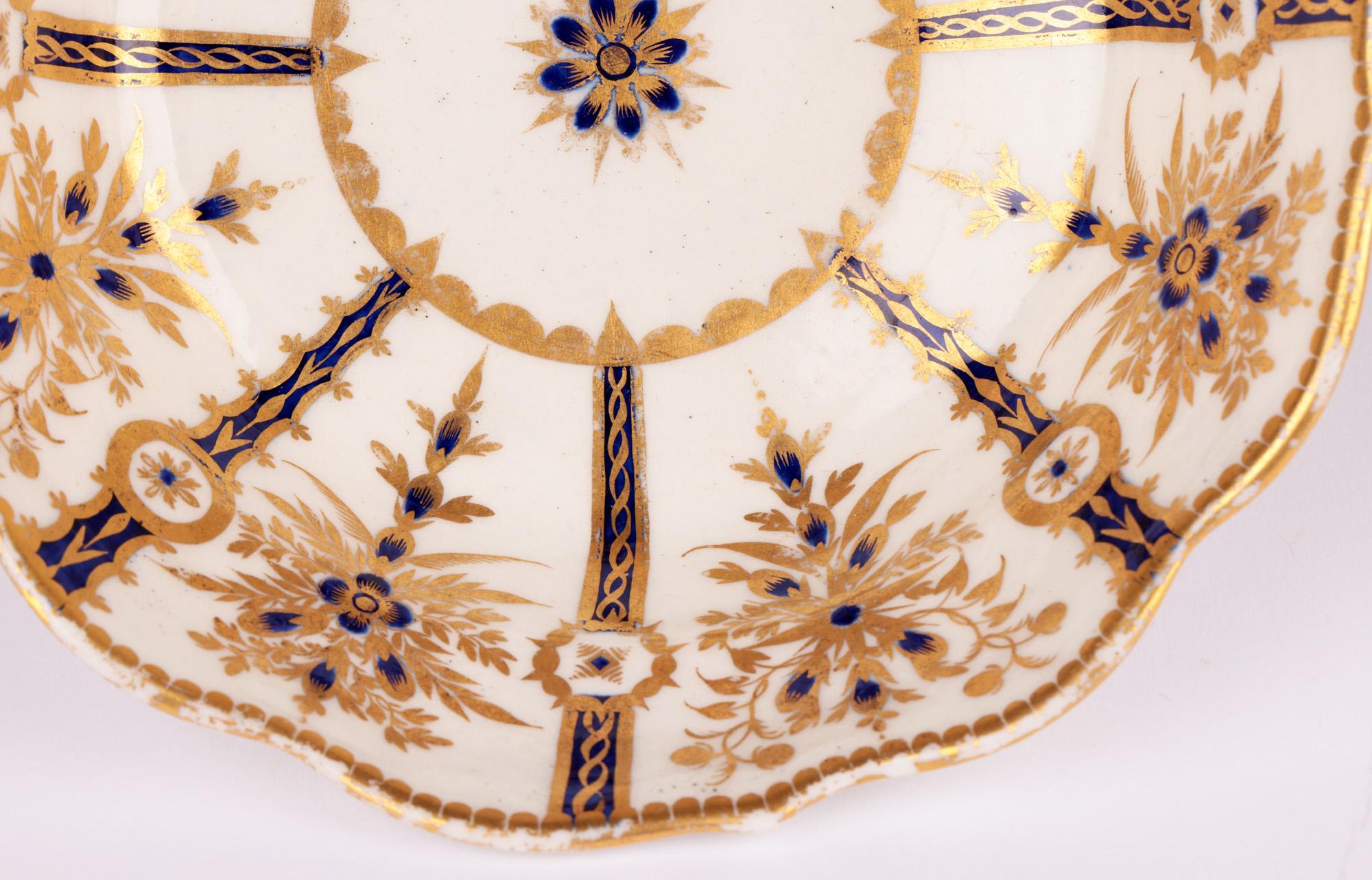 Worcester First Period Gilded Pattern Early Porcelain Bowl For Sale 4