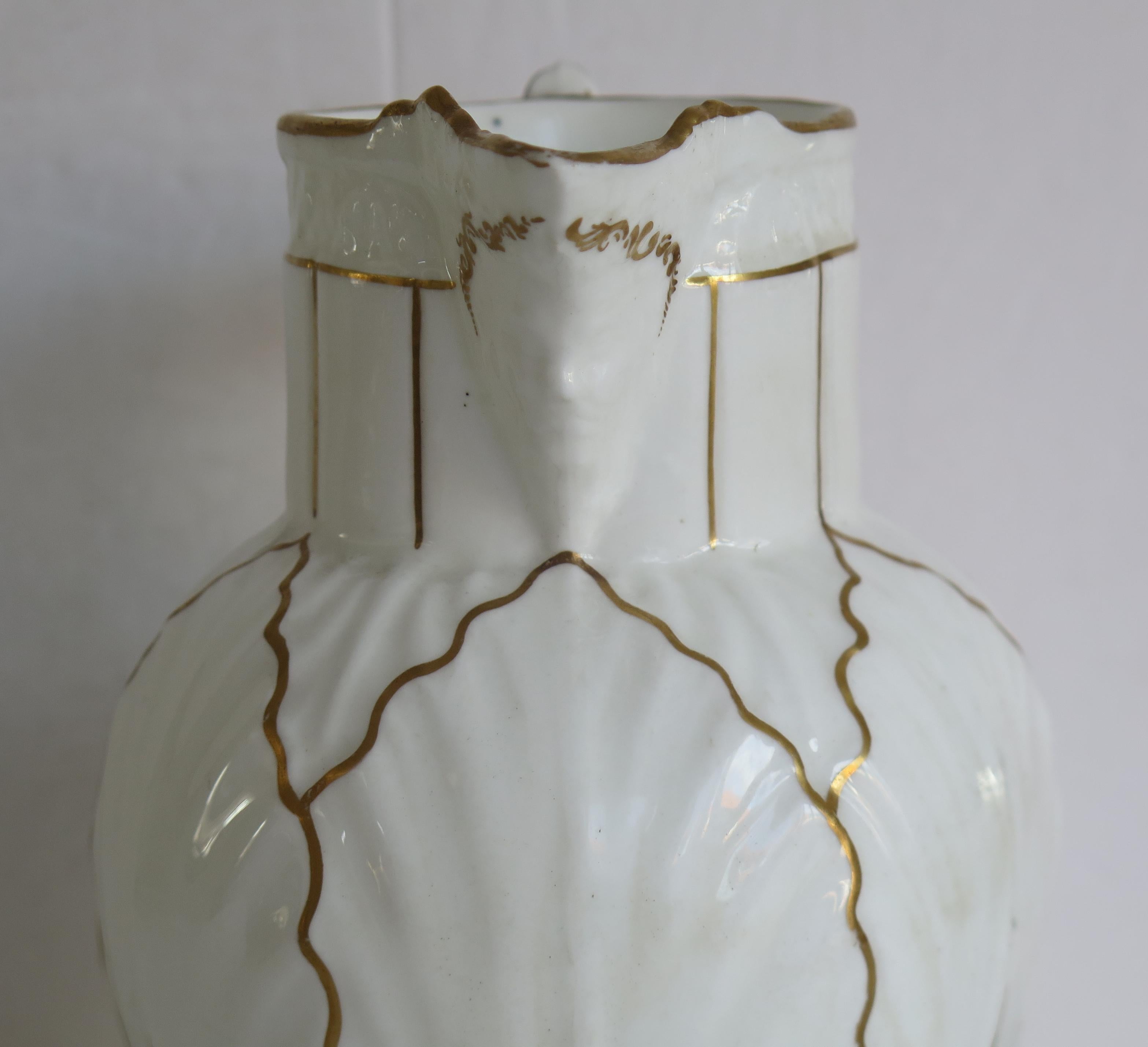 Worcester Mask Head Jug in Cabbage Leaf Pattern porcelain, Early 19th Century 2