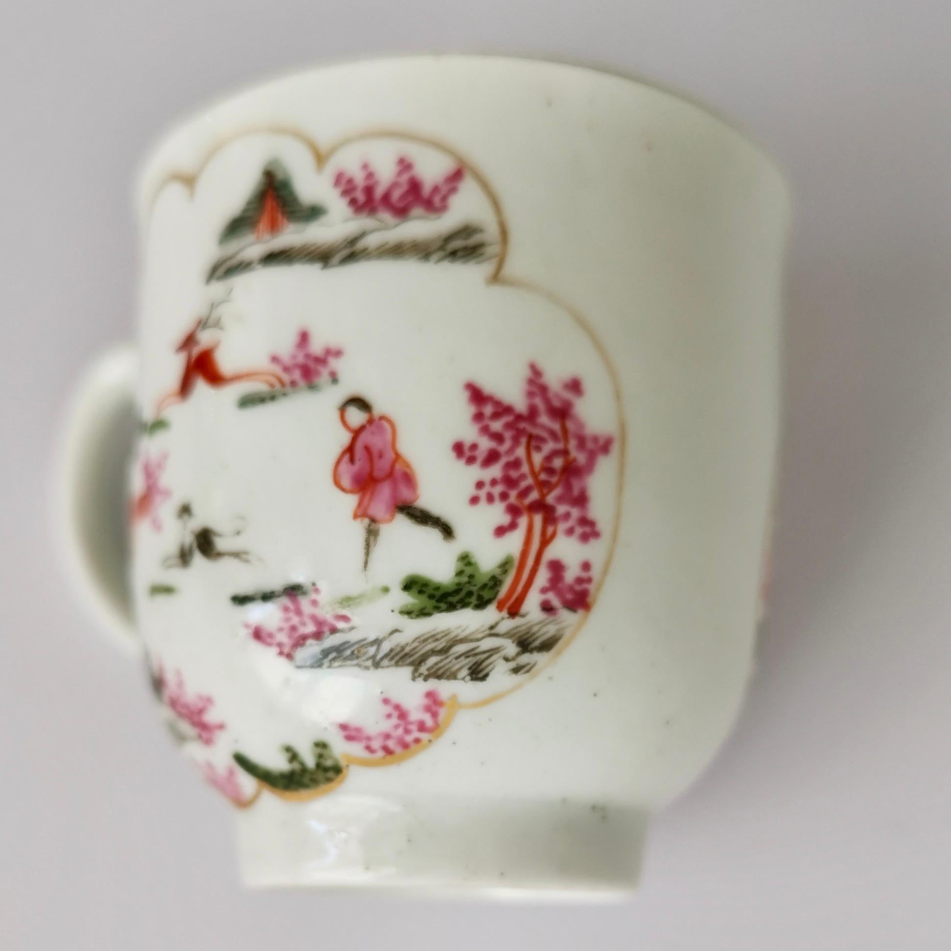 Porcelain Worcester Orphaned Coffee Cup, Stag Hunt Pattern, 1st Period, circa 1760