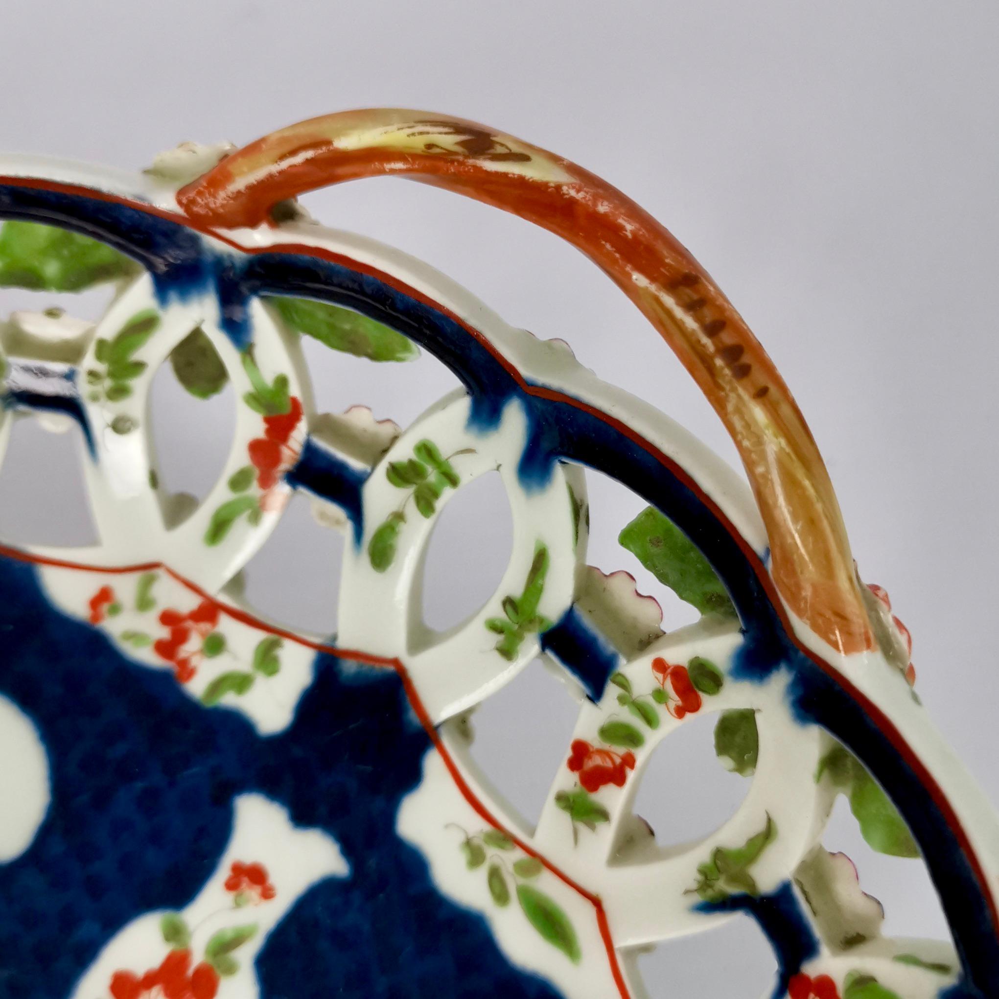 Worcester Korb aus durchbrochenem Porzellan, blaue Schuppe japanischer Kakiemon, um 1765 im Angebot 5