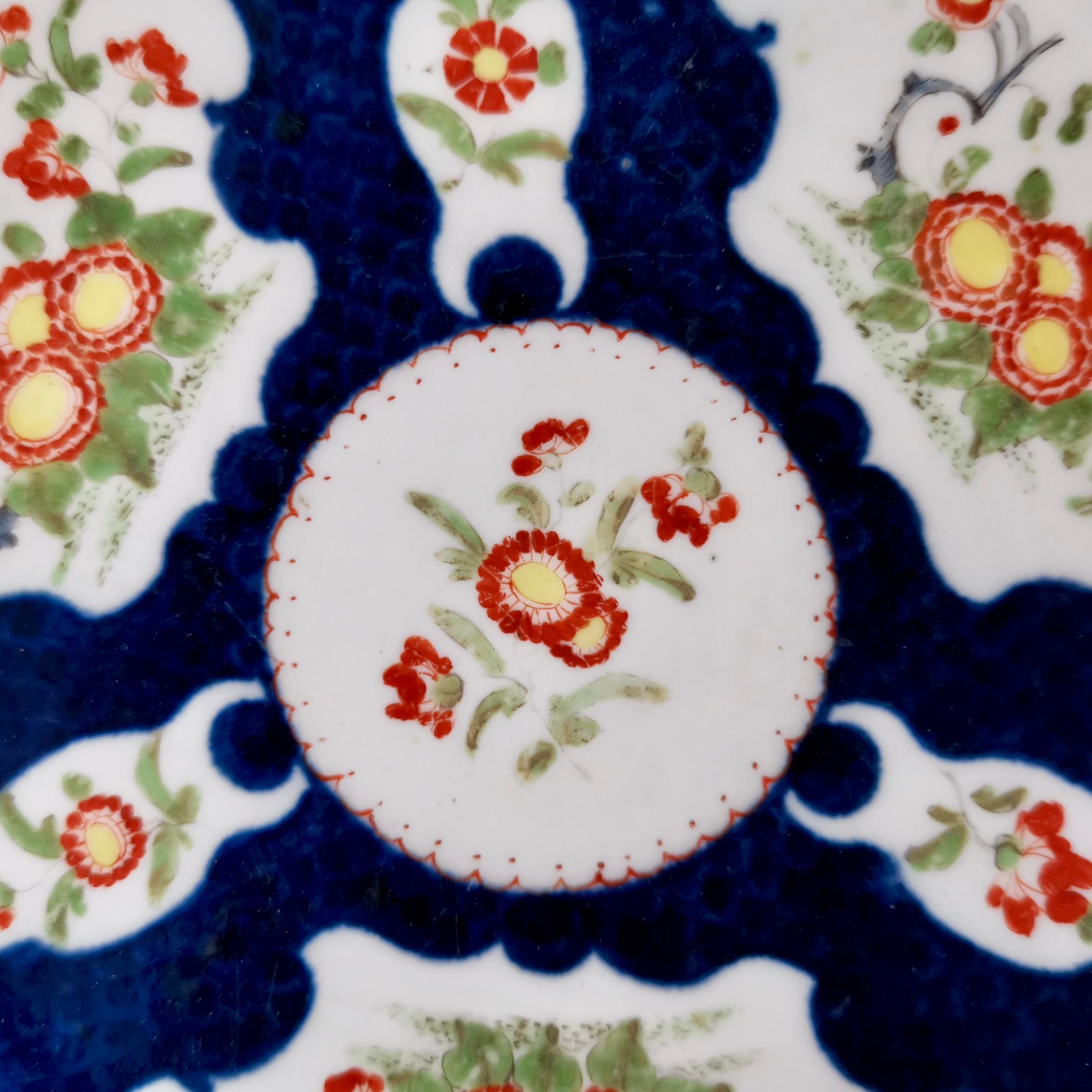 Worcester Korb aus durchbrochenem Porzellan, blaue Schuppe japanischer Kakiemon, um 1765 im Angebot 1