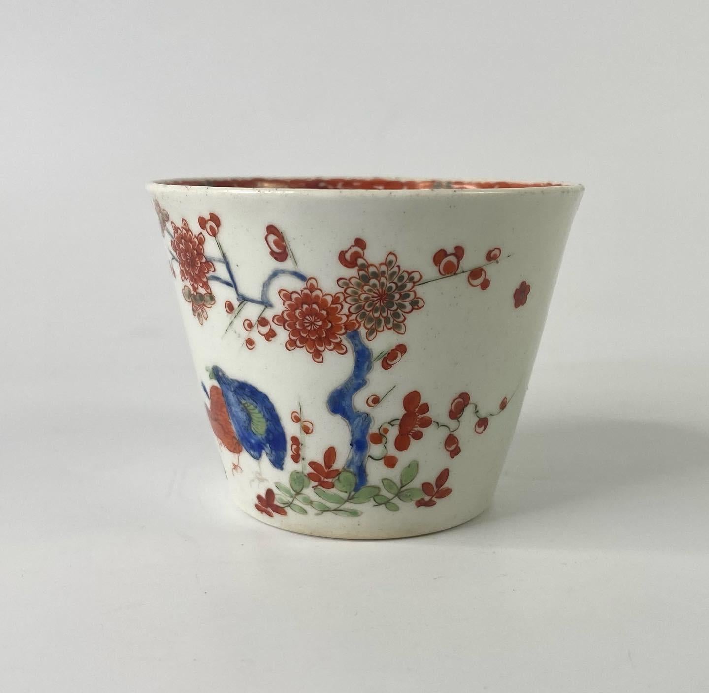 English Worcester Porcelain Beaker, Kakiemon ‘Two Quail’ Pattern, C. 1770