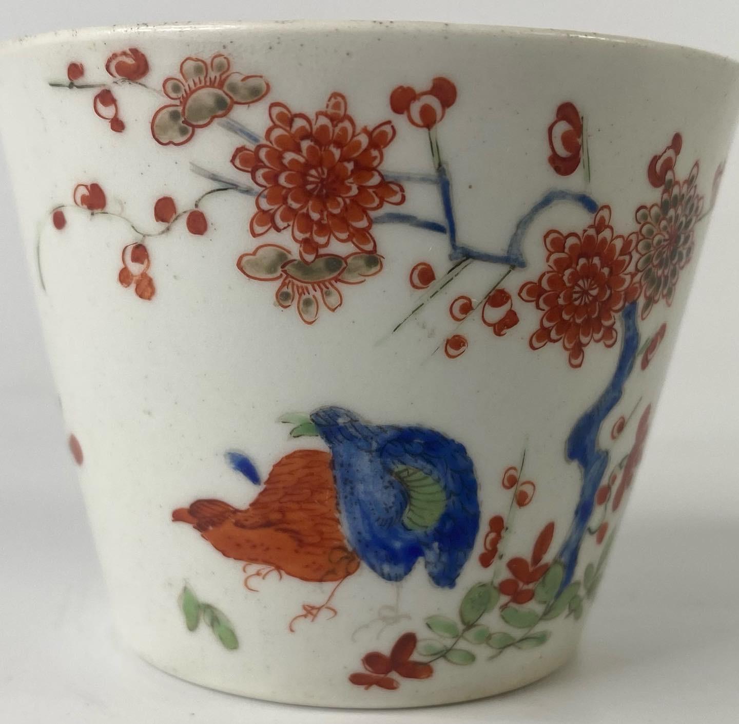 Worcester Porcelain Beaker, Kakiemon ‘Two Quail’ Pattern, C. 1770 In Good Condition In Gargrave, North Yorkshire