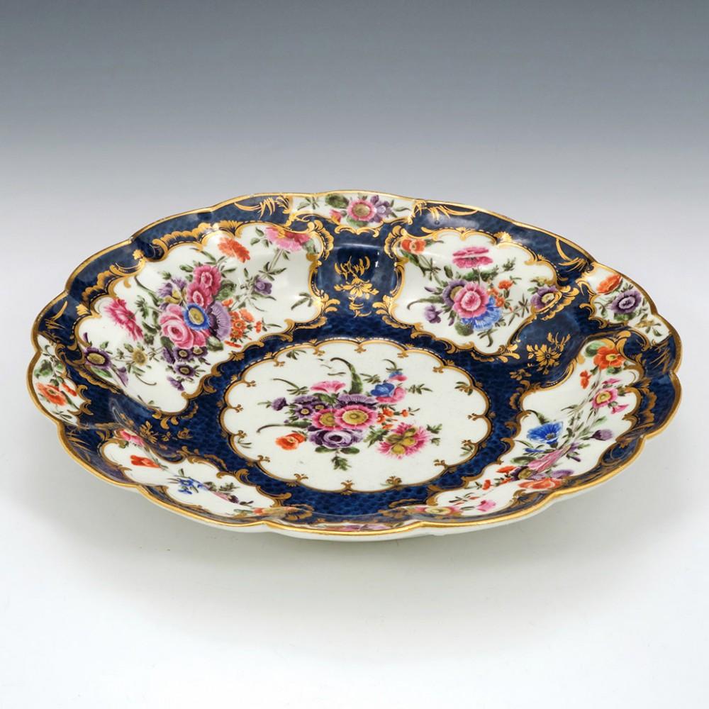 George III Worcester Porcelain Blue Scale Junket Dish, c1770 For Sale