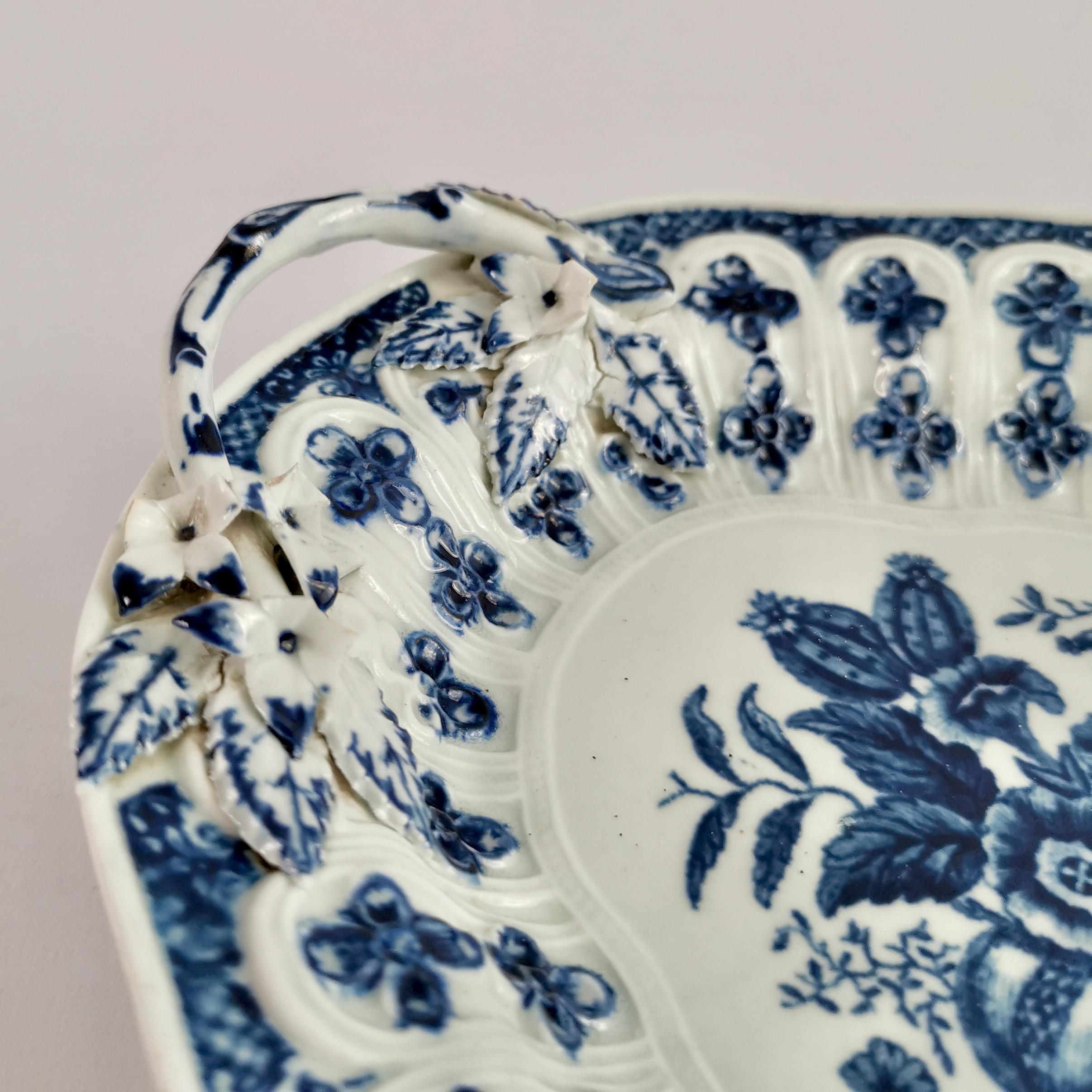 Late 18th Century Worcester Porcelain Dish, Blue on White Pine Cone Pattern, circa 1770