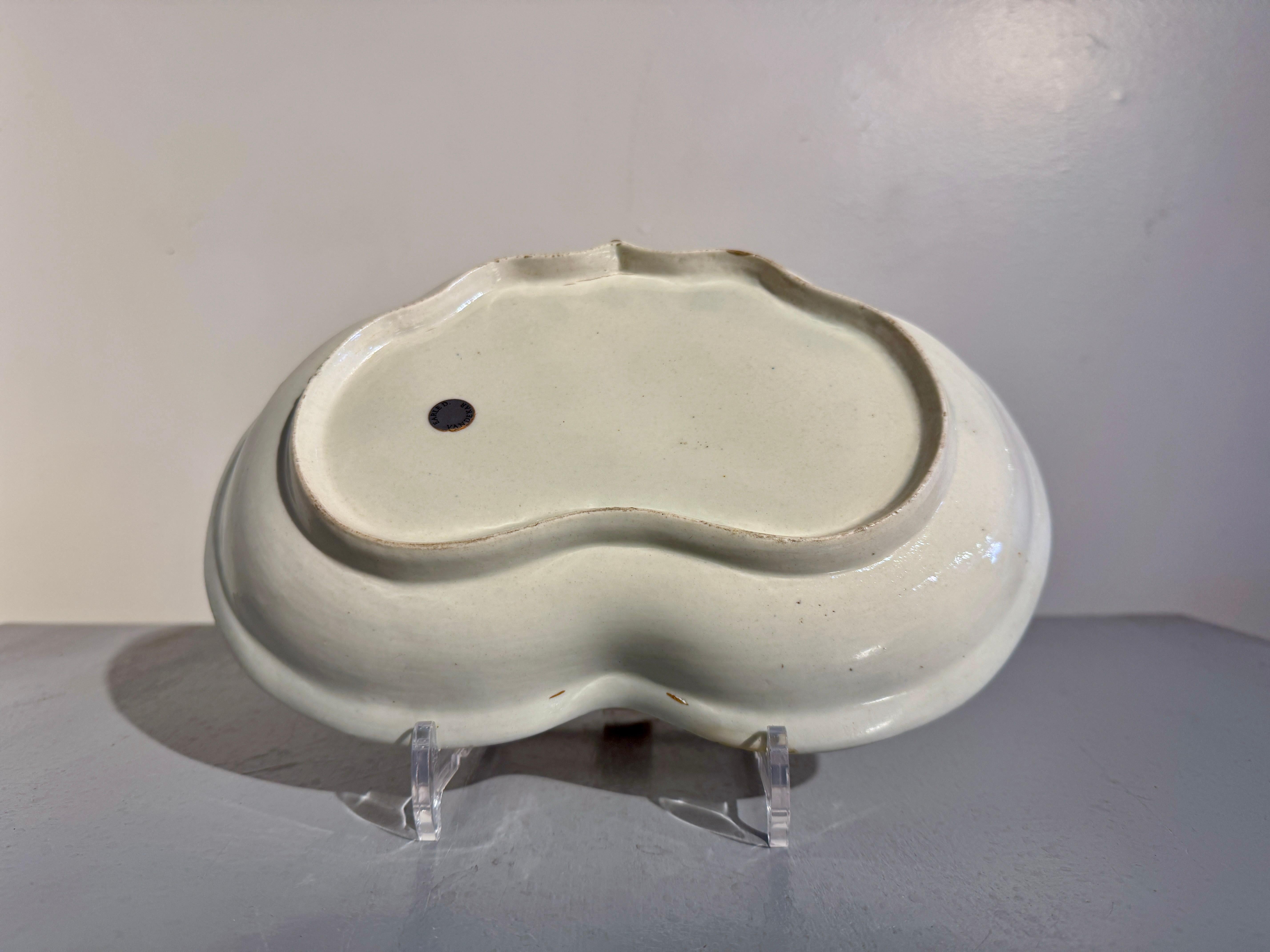 Plat en porcelaine de Worcester en forme de cœur, début du 19e siècle en vente 4