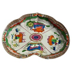 Worcester Porcelain "Dragons in Compartments" Heart Shaped Dish, early 19th c