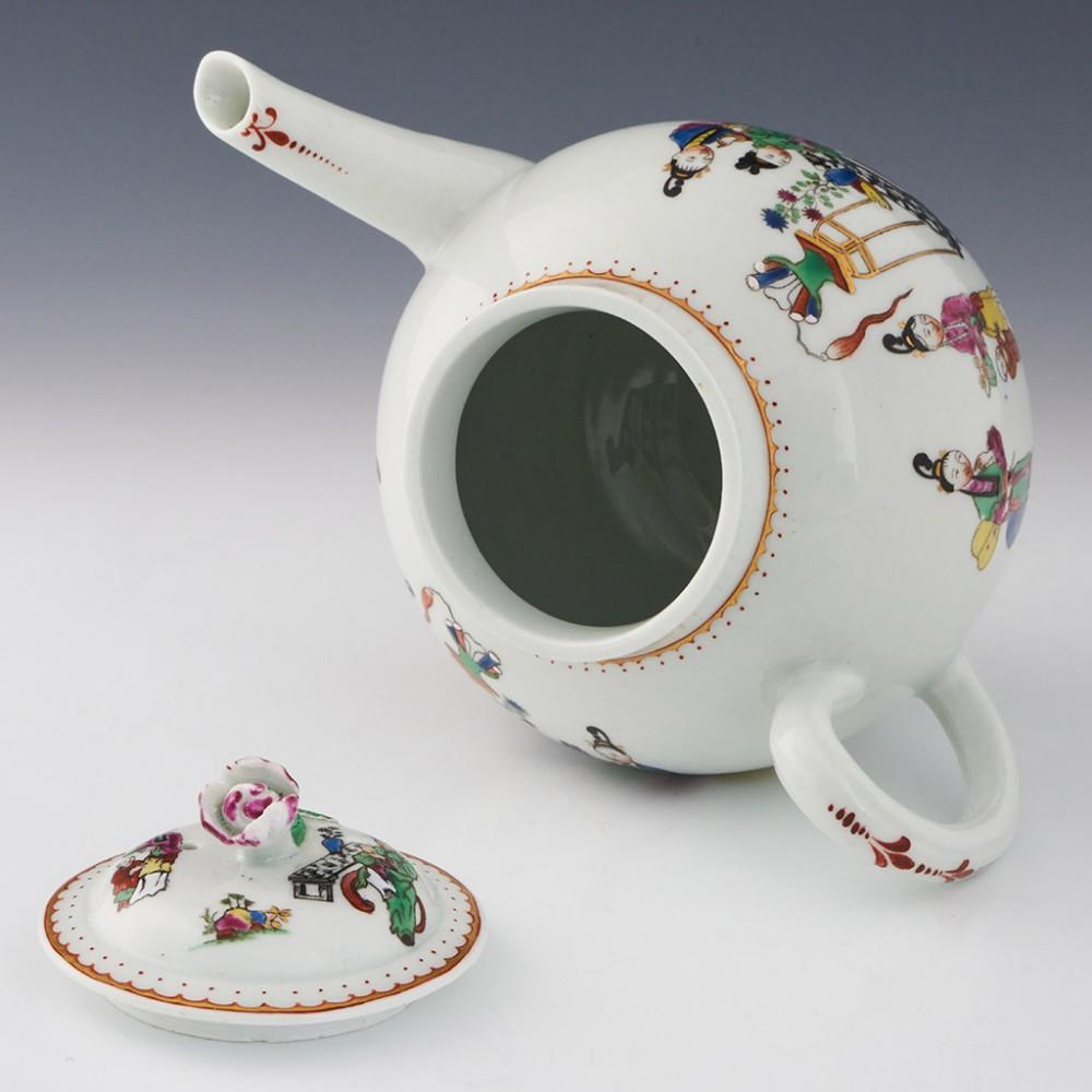 Worcester Porcelain First Period Chinese Family Pattern Teapot and Stand, c1770 4