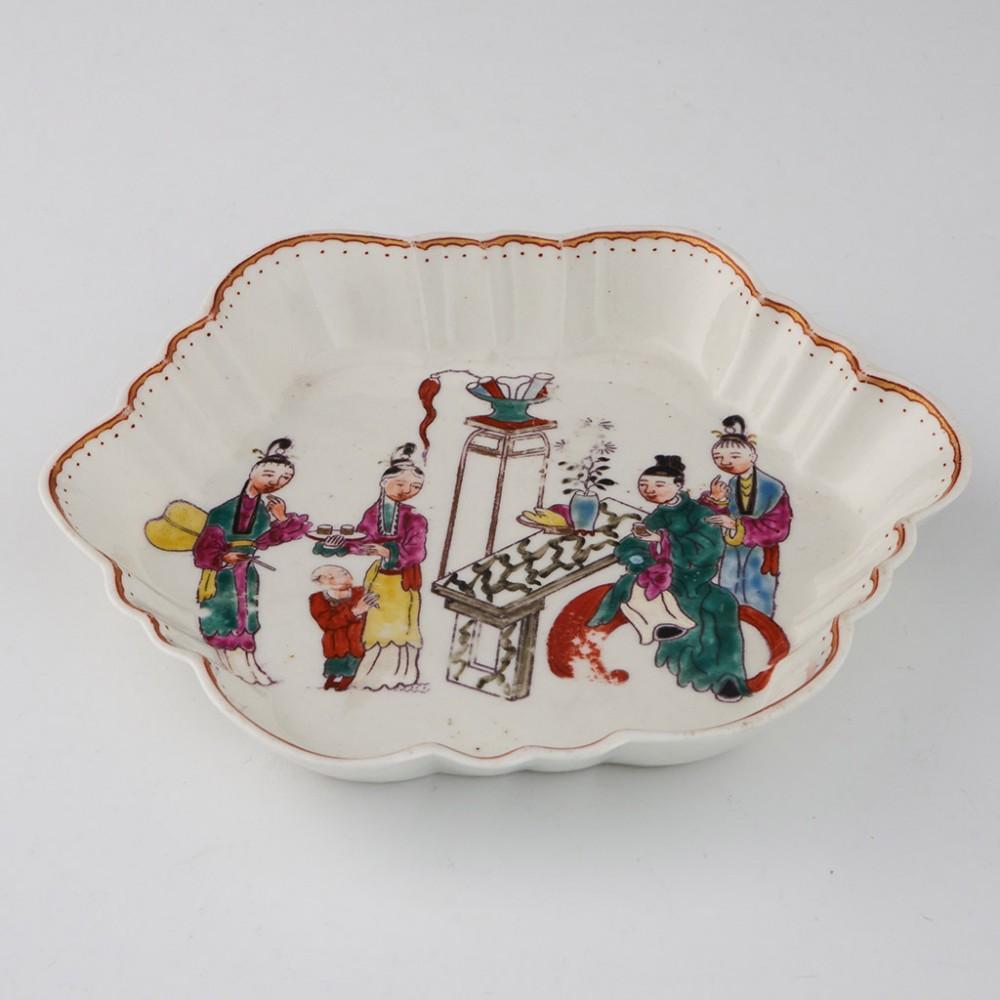 Worcester Porcelain First Period Chinese Family Pattern Teapot and Stand, c1770 9