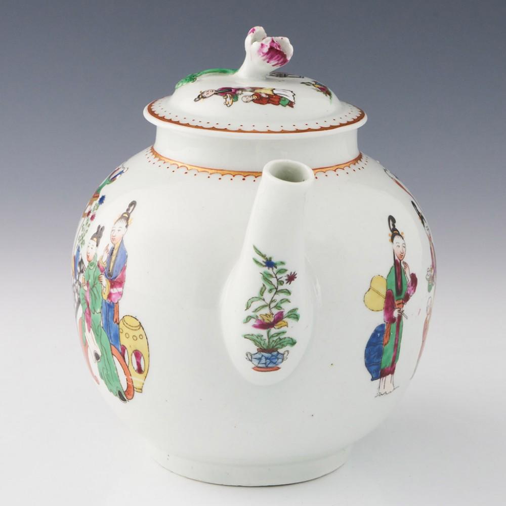 Worcester Porcelain First Period Chinese Family Pattern Teapot and Stand, c1770 2