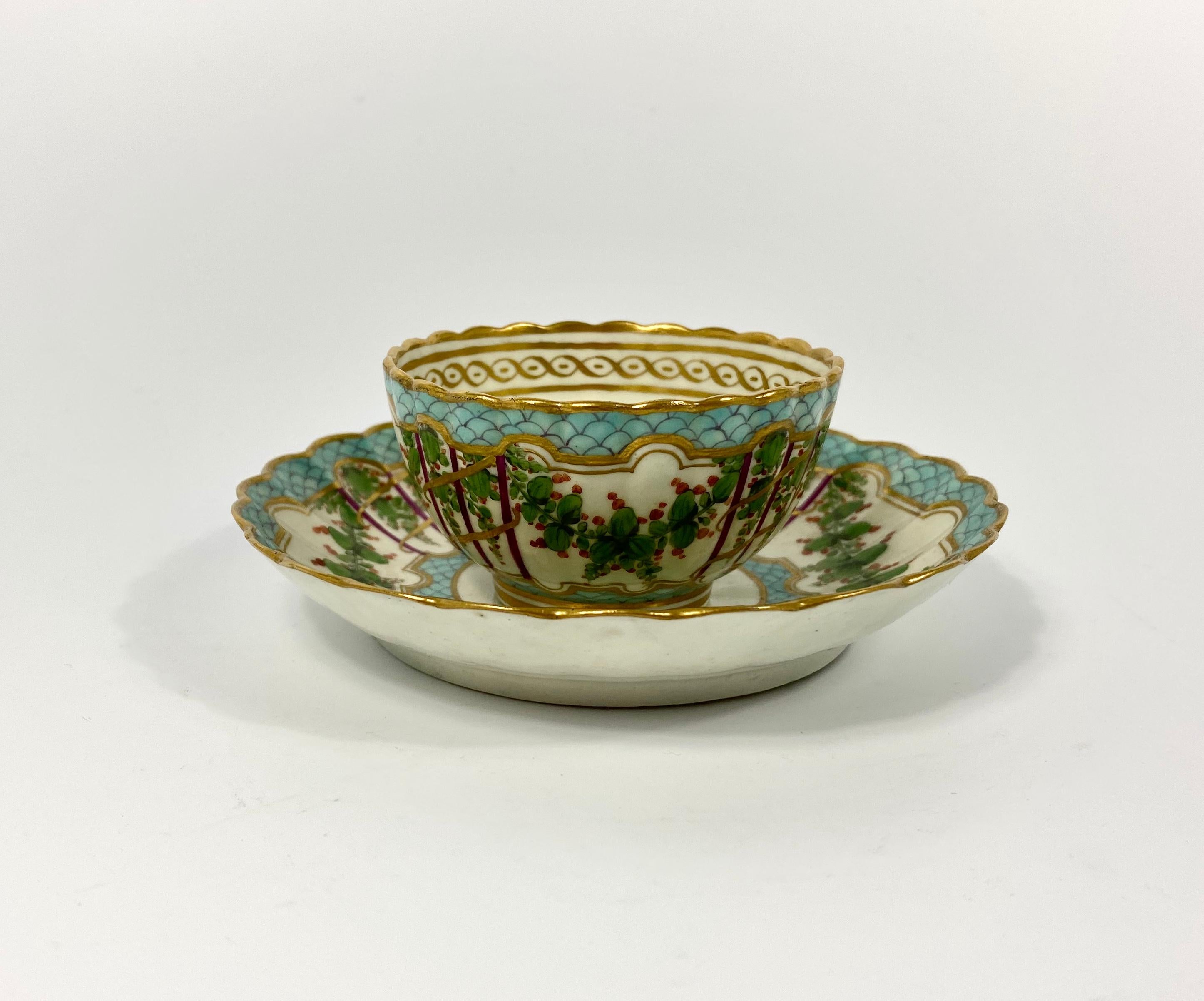 Fired Worcester Porcelain ‘Hop Trellis’ Teabowl and Saucer, circa 1770