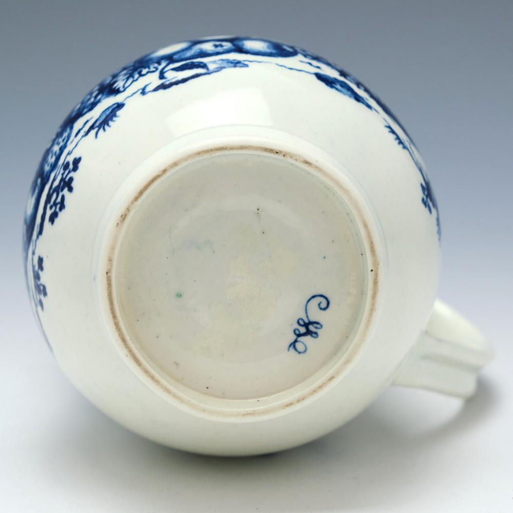 Worcester Porcelain Parrot Pecking Cider Mug c1775 For Sale 2