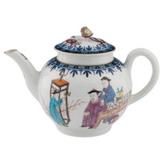 Antique Worcester Porcelain Teapot Chinese Figural Decoration