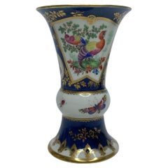 Antique Worcester porcelain vase, Fancy Birds, c. 1770.