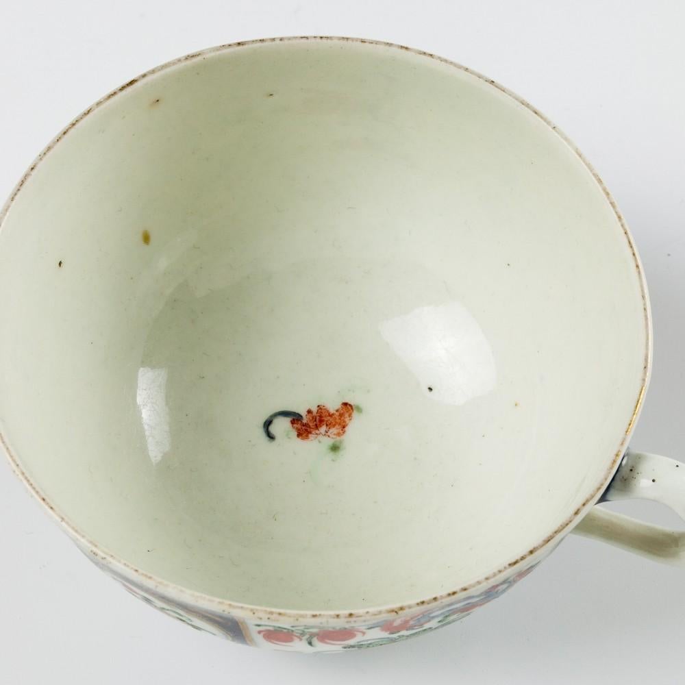 Porcelain Worcester Queens Pattern Tea Cup and Saucer, circa 1770
