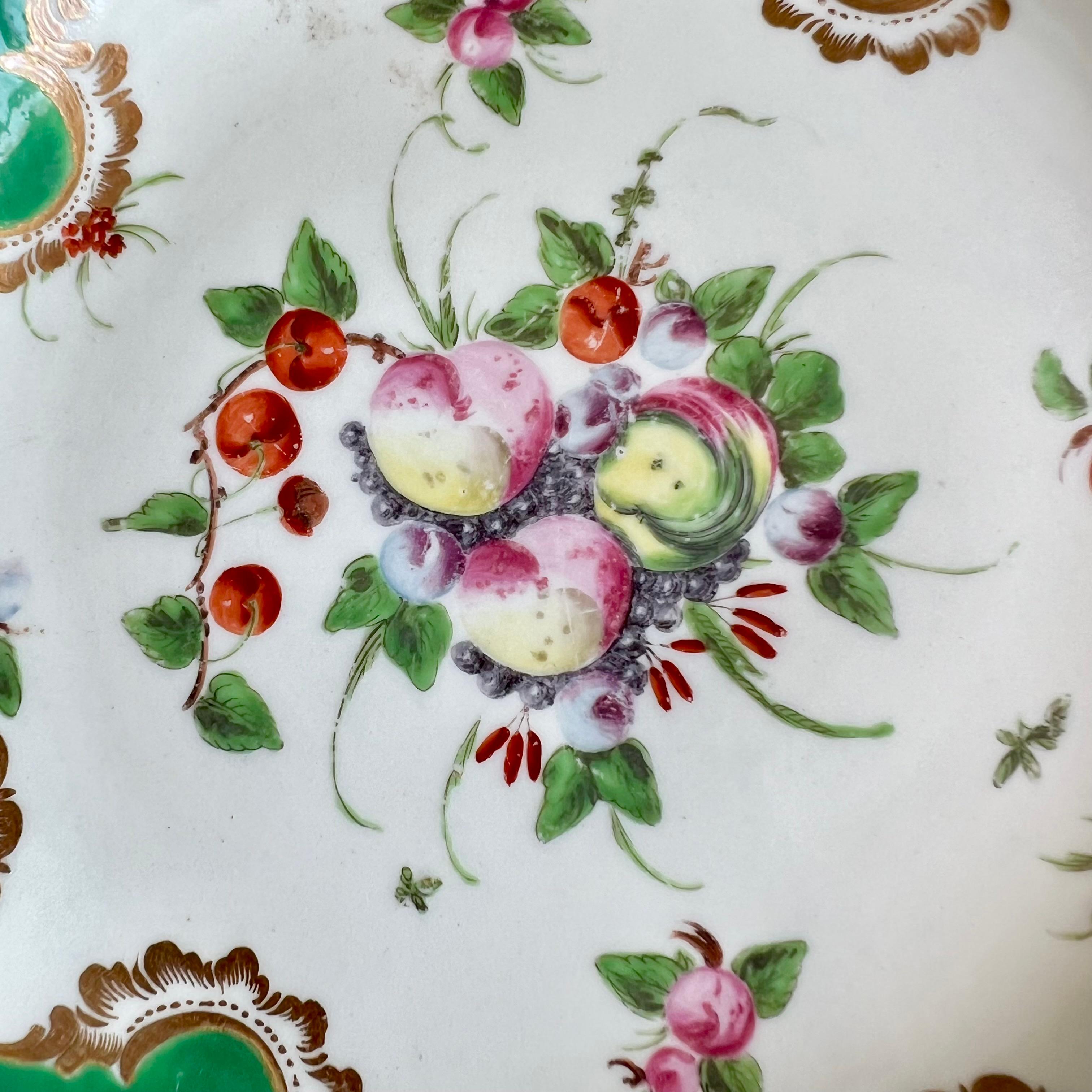 Plato lobulado pequeño Worcester, verde manzana, fruta manchada James Giles, hacia 1770 Jorge III en venta