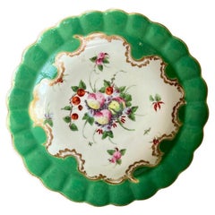 Plato lobulado pequeño Worcester, verde manzana, fruta manchada James Giles, hacia 1770