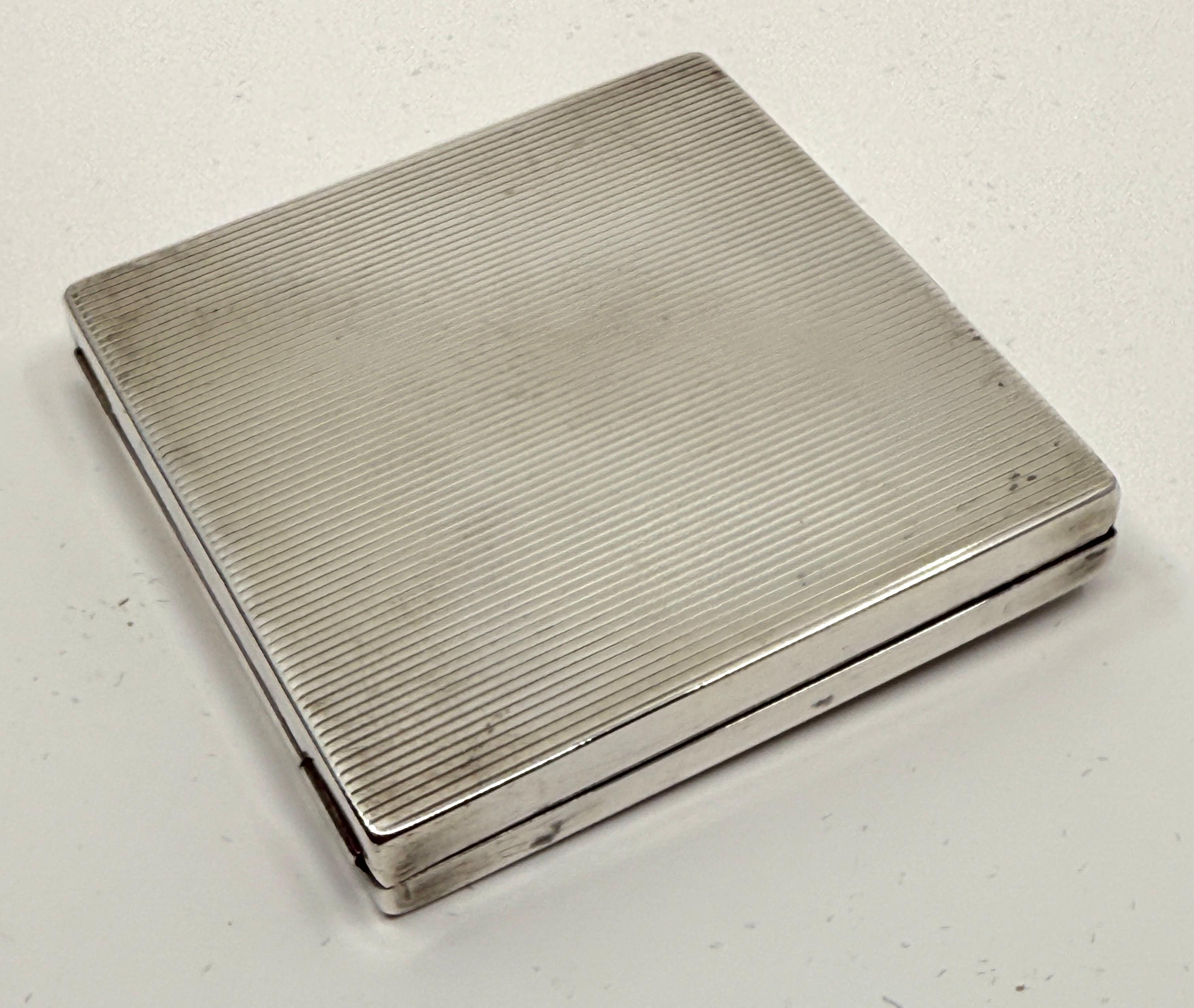 Or Compact en argent, or 14k et saphir de Wordley, Allsopp & Bliss des années 1920 en vente