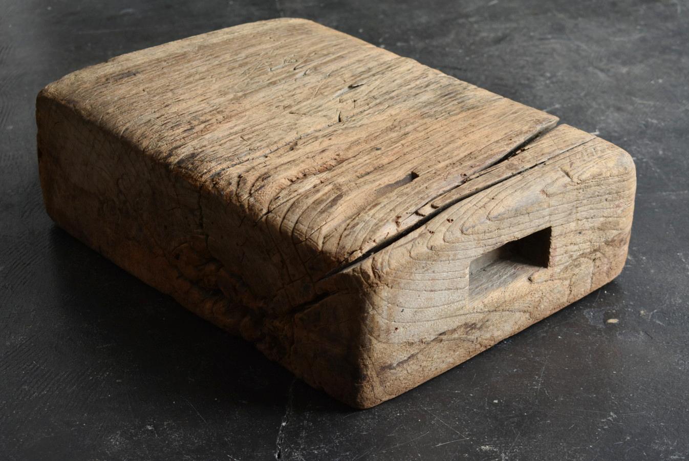 Workbench Used by a Japanese Craftsman / a Block of Wood / a Wabi-Sabi Board 3