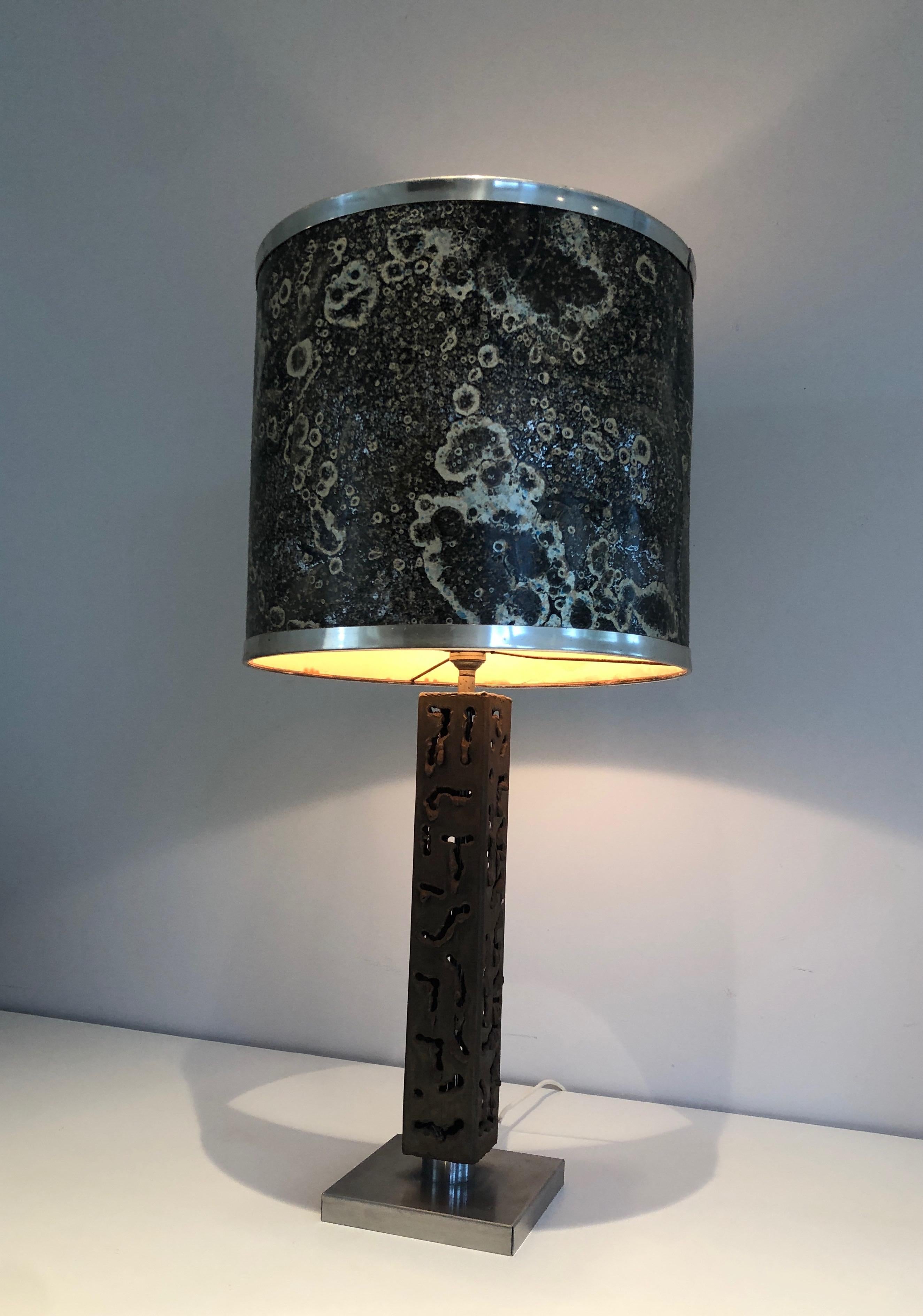 Worked Steel Design Table Lamp, French Work, circa 1970 For Sale 11