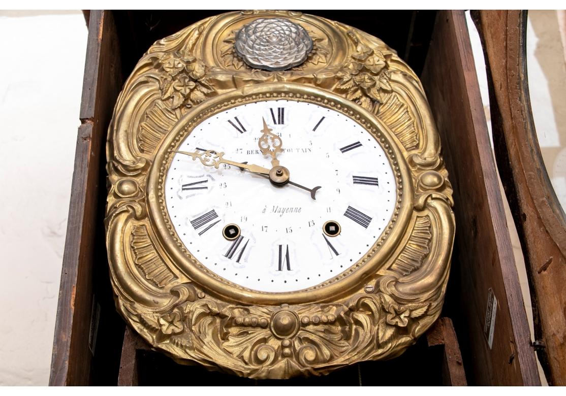 Provincial français Horloge à boîtier haut Morbier en comtoise française du 19e siècle en activité par Bernard To en vente