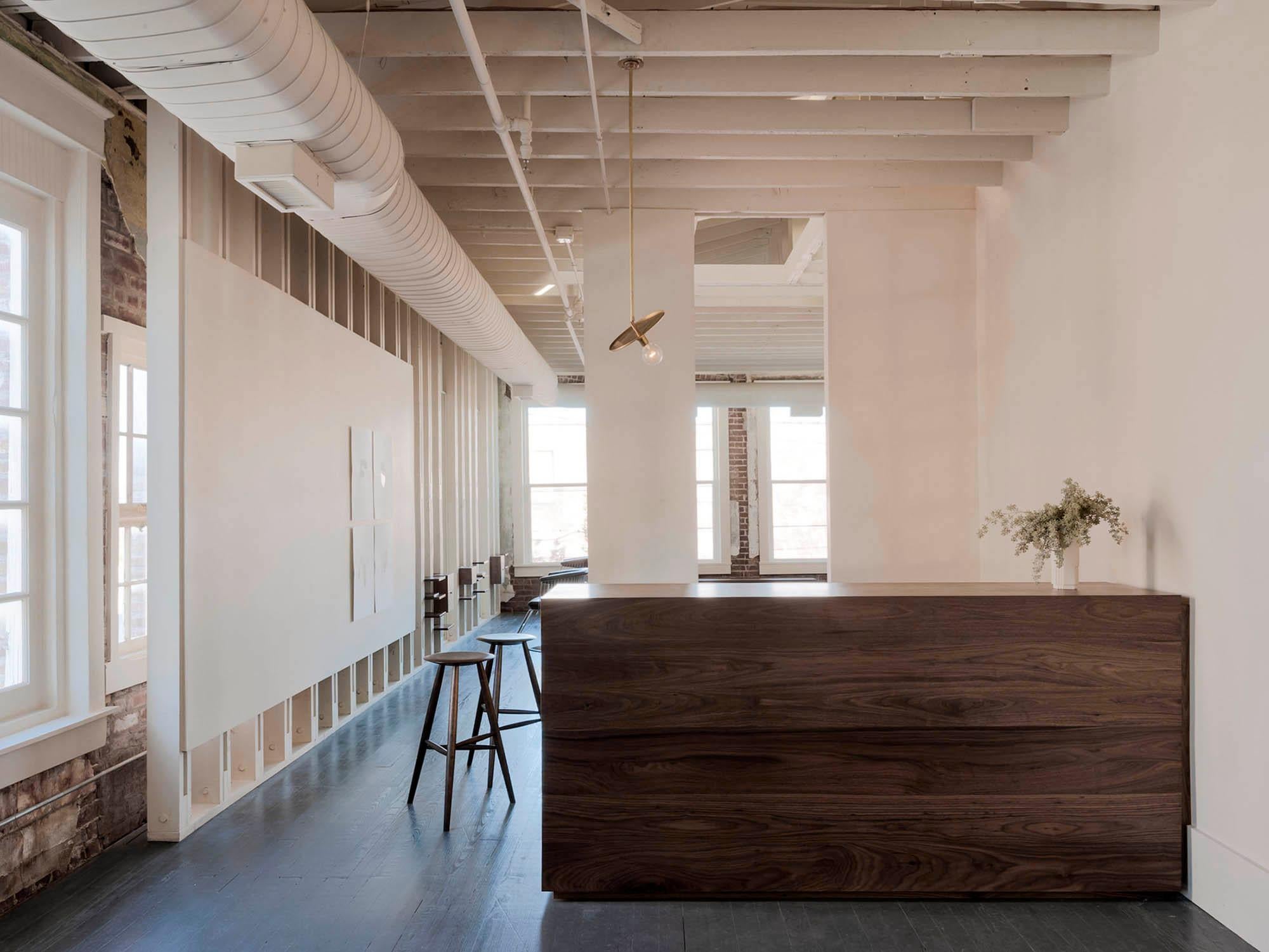 Workstead Industrial Pendant in Hewn Brass en Nuevo estado para la venta en Floyd, VA