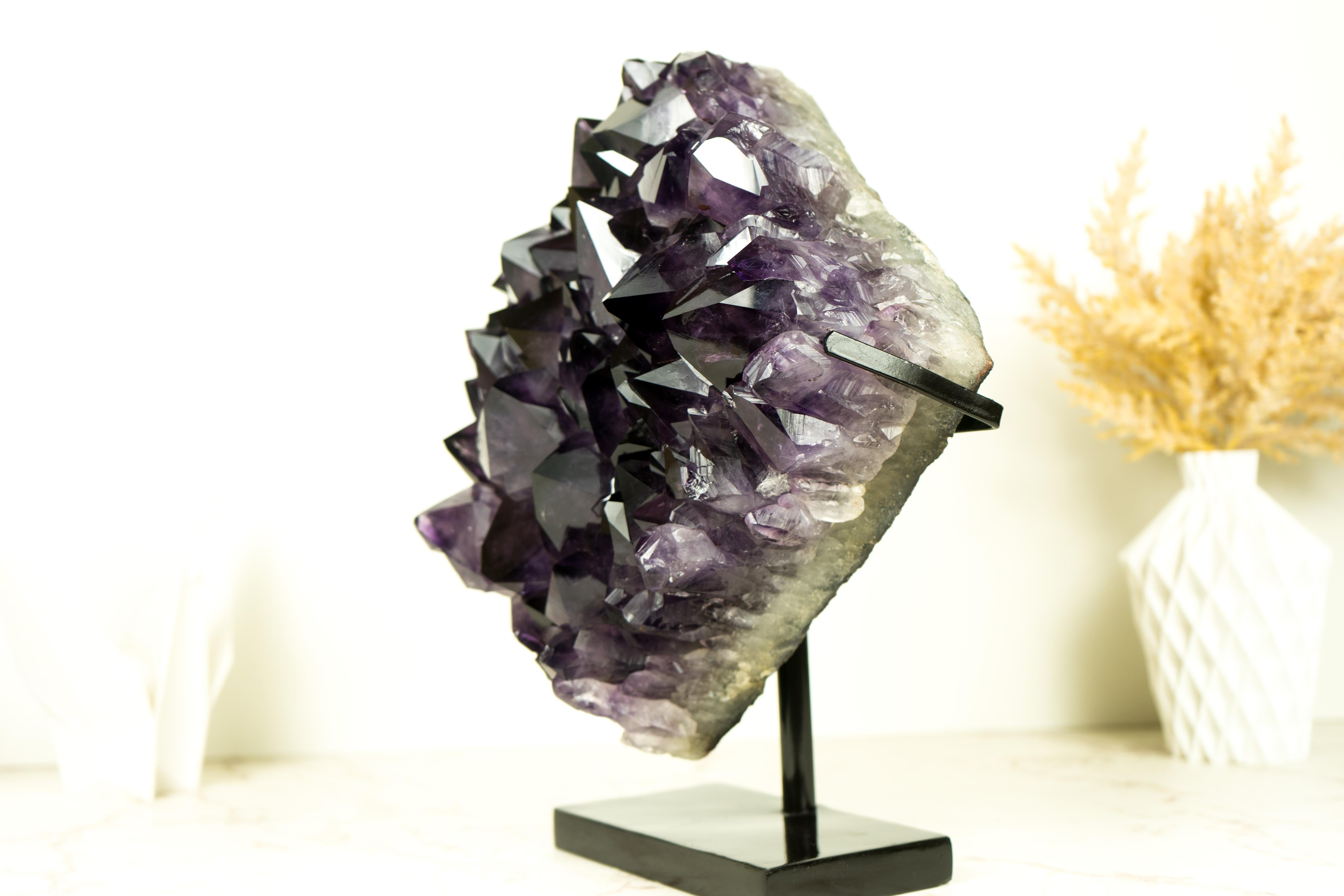 World-Class AAA Dark Purple Amethyst Geode Cluster, Gallery Grade X-Large Druzy In New Condition For Sale In Ametista Do Sul, BR