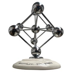 Atomium Brüssel auf der Weltausstellung 1958 von Royal Boch Ceramics Belgien 